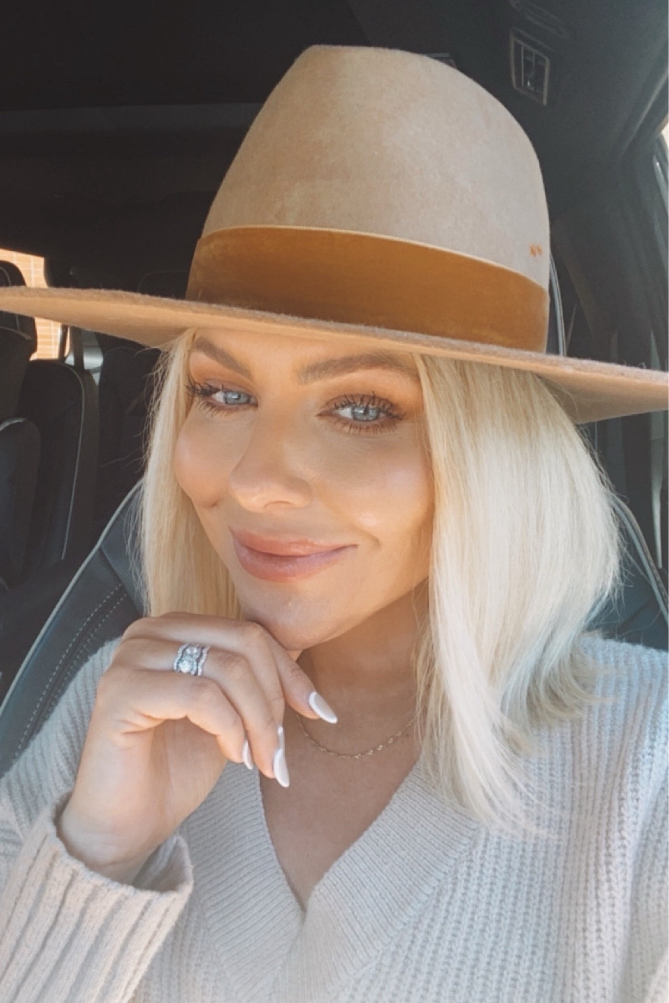 Fall fashion wide brim felt hat - I’m wearing a medium (runs true to size)#LTKstyletip

#LTKFindsUnder100 #LTKStyleTip #LTKSeasonal