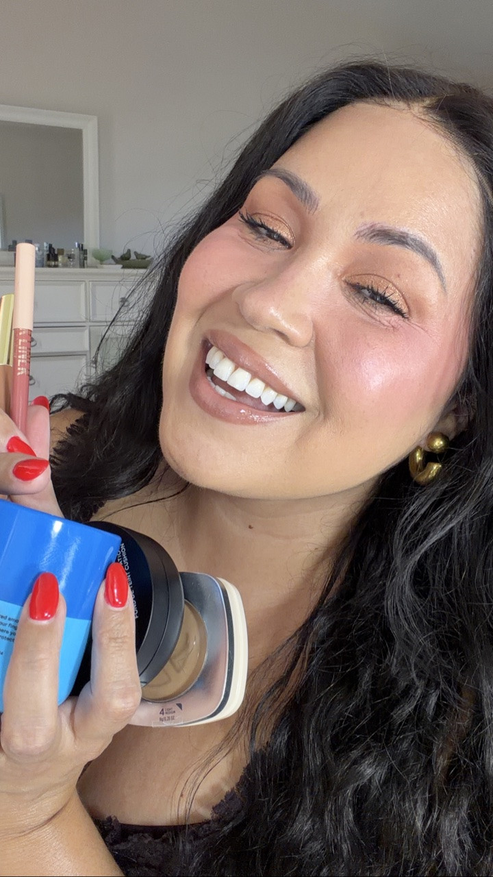 5 drugstore products that are over 40 high performers! 

@bubble soft swerve barrier restore balm
@lorealparis tinted balm 4
Cushion foundation 253
@maybelline Lifter Liner 04 out
@maybellineny 
@milanicosmetics Keep it full glossy plumping balm in 160 Honey
#matureskinmakeup #over50 #drugstoremakeup #affordablemakeup #over40makeup