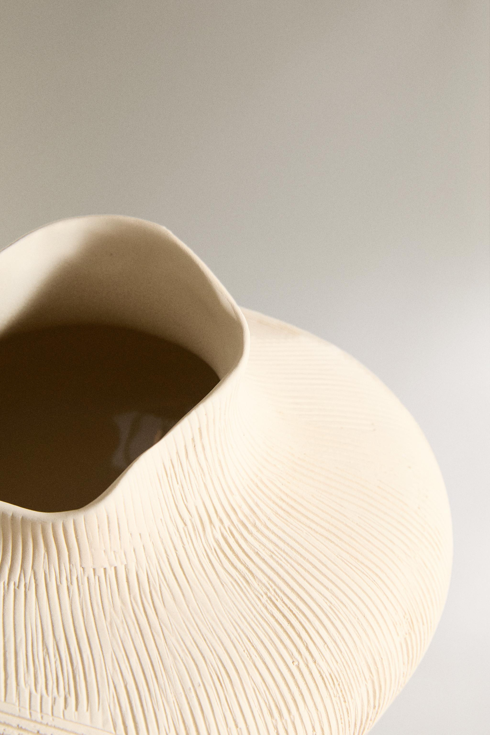 IRREGULAR CERAMIC VASE | Zara US