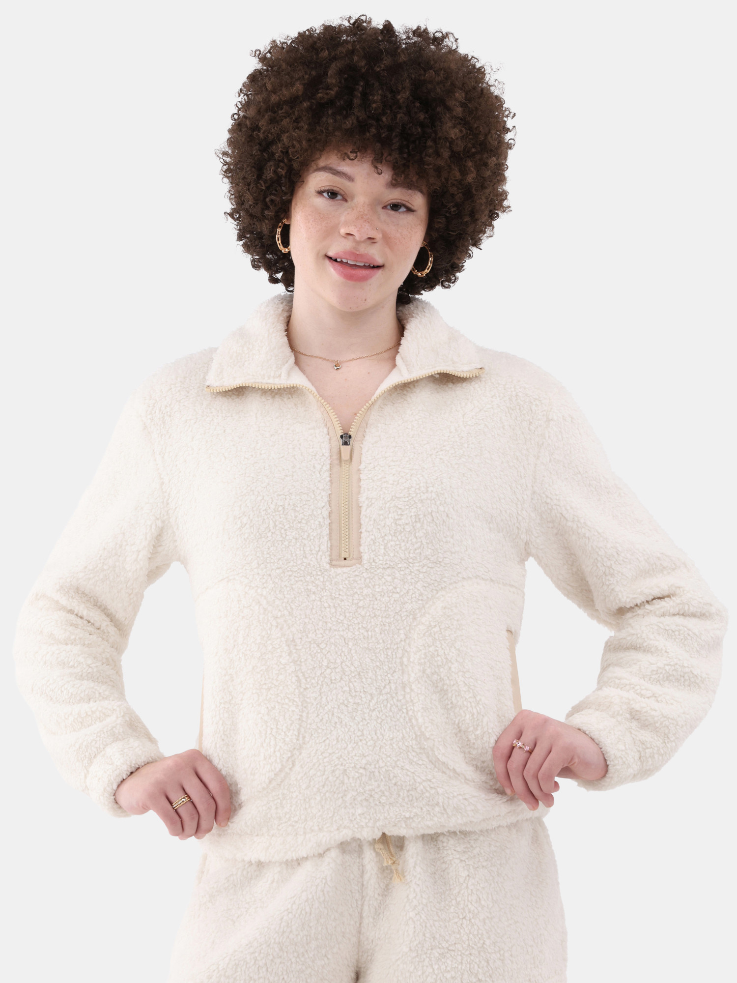 No Boundaries Half Zip Pullover and Shorts Plush Set, 2-Piece, Women's and Women's Plus | Walmart (US)