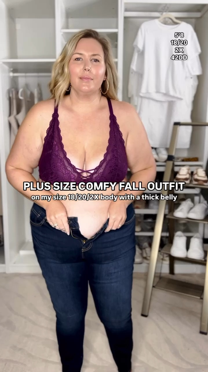 Wearing a 22 regular in these as a typically 18/20/2x 5’8 42DD gal! Wearing a 2X in the top! 

#LTKSaleAlert #LTKMidsize #LTKPlusSize