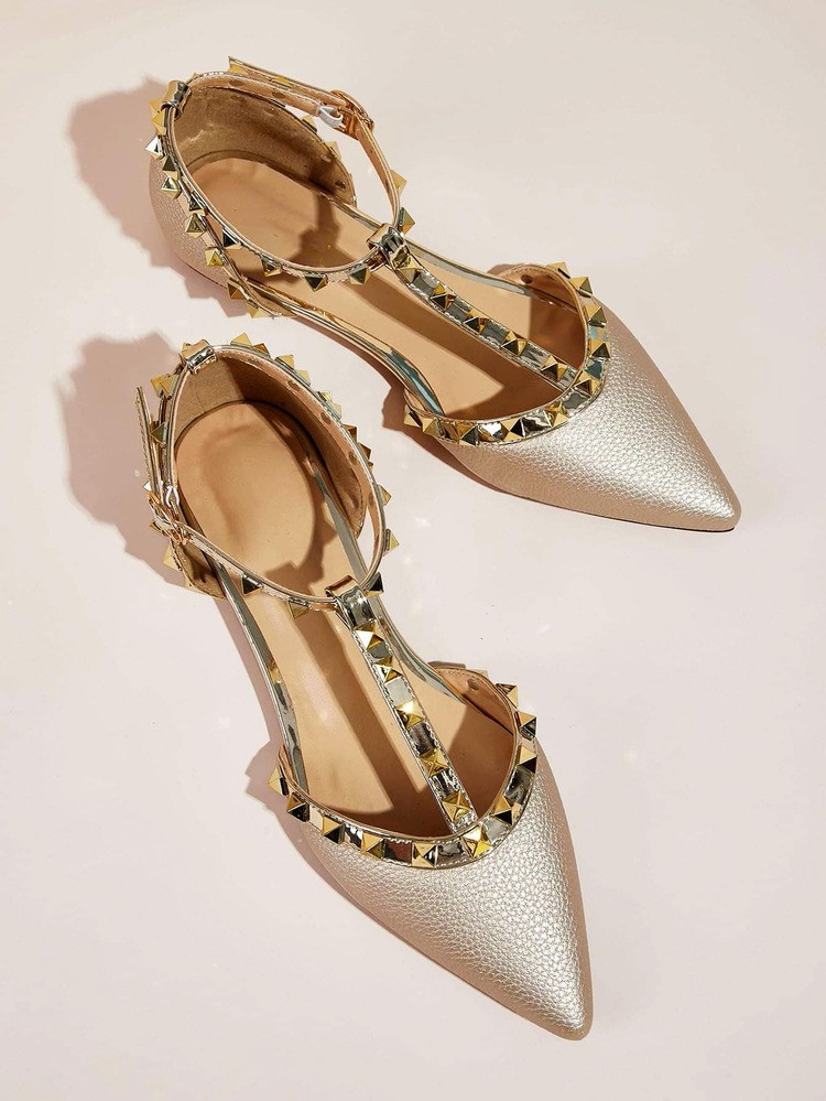 Studded Decor Point Toe Flats | SHEIN