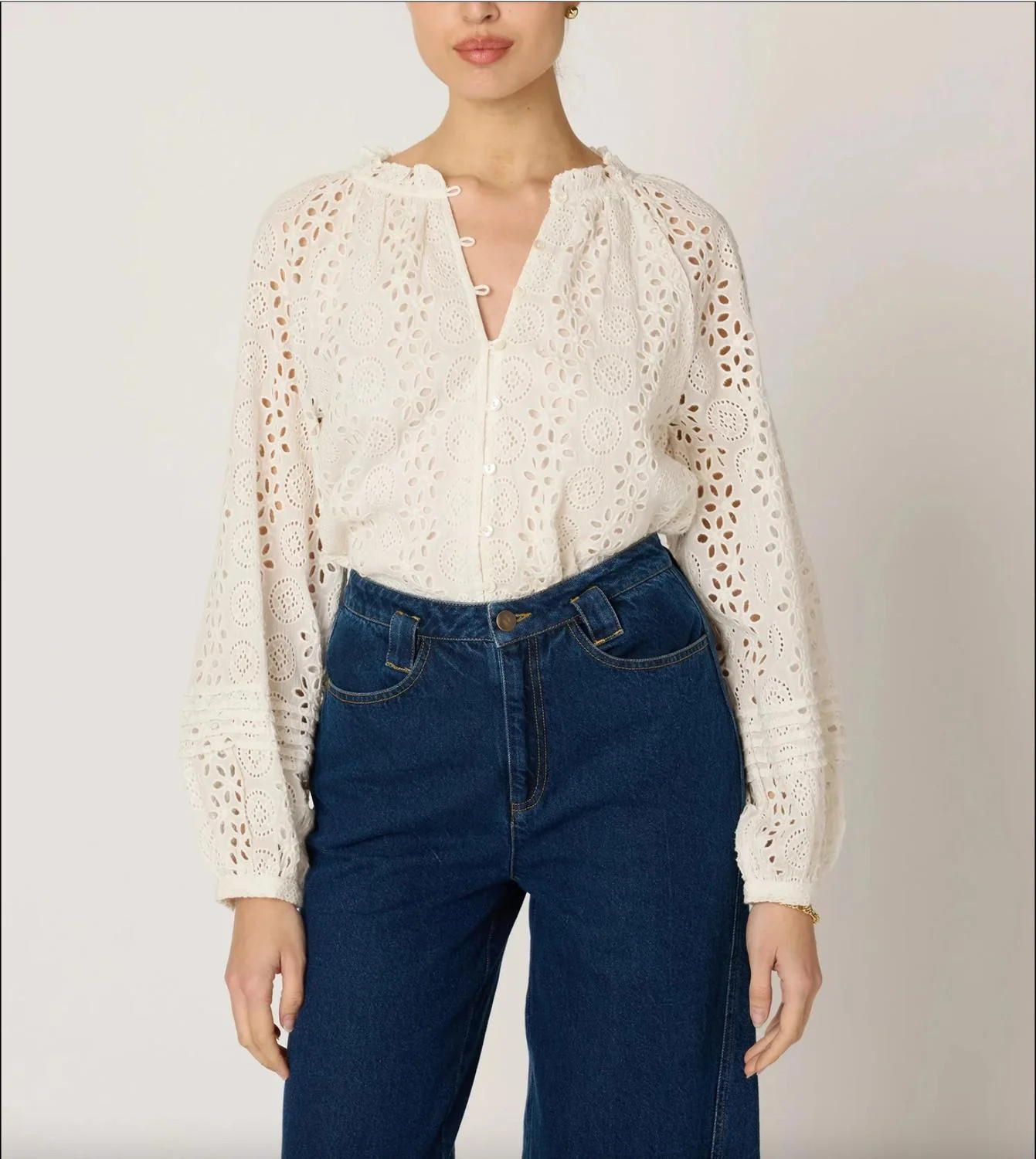 Alicia Blouse In Ivory | Shop Simon