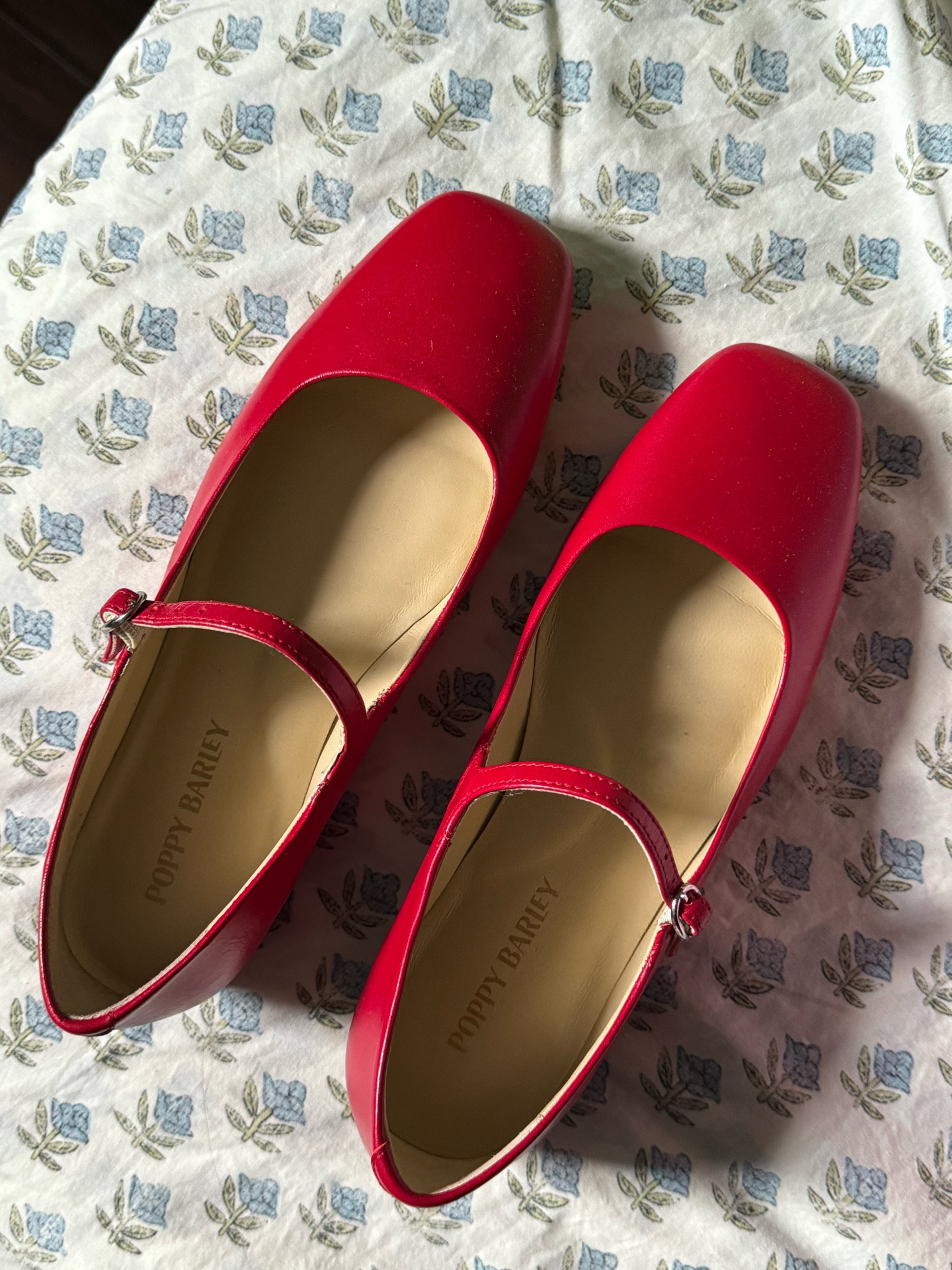 Poppy barley red mary Jane flats ♥️ 