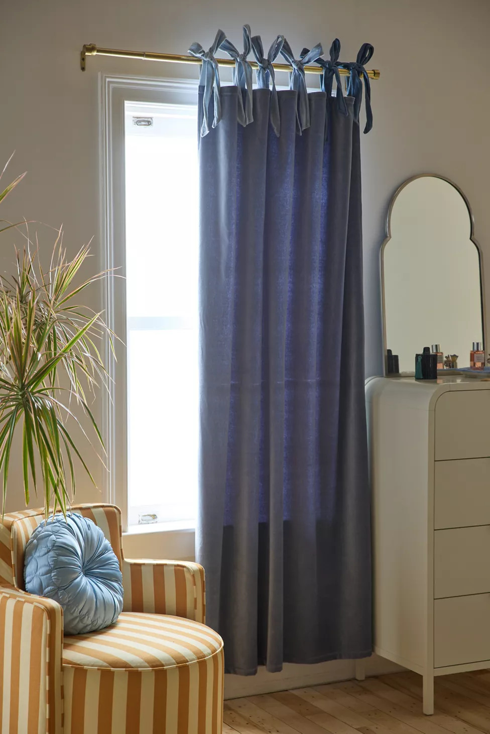 Velvet Tie Window Panel | Urban Outfitters (US and RoW)