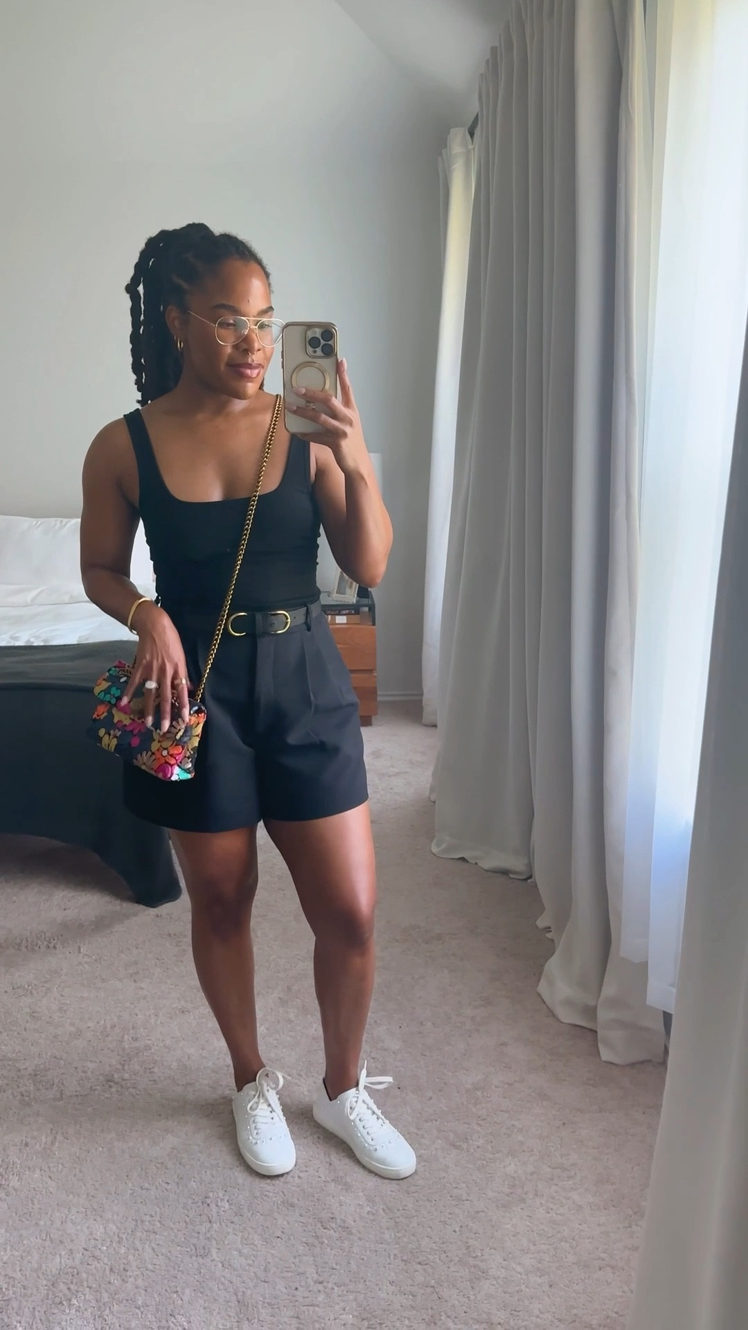 Fall outfit idea | casual outfits | black outfit | minimalist outfits

#LTKFindsUnder100 #LTKStyleTip