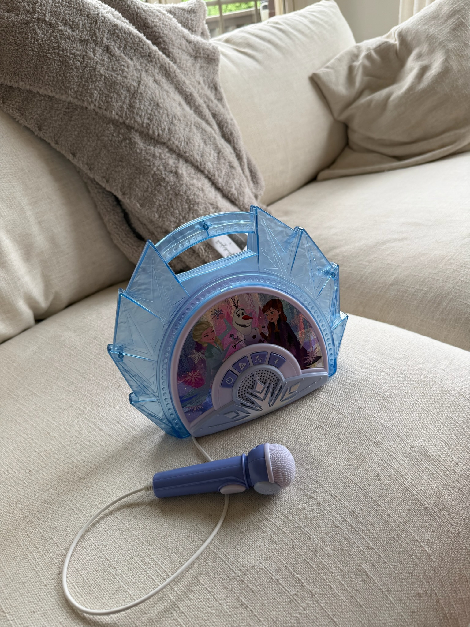 We love this frozen karaoke machine!🎤

baby toys | kids toys | Disney toys 

 #LTKmomlife #LTKBaby #LTKKids