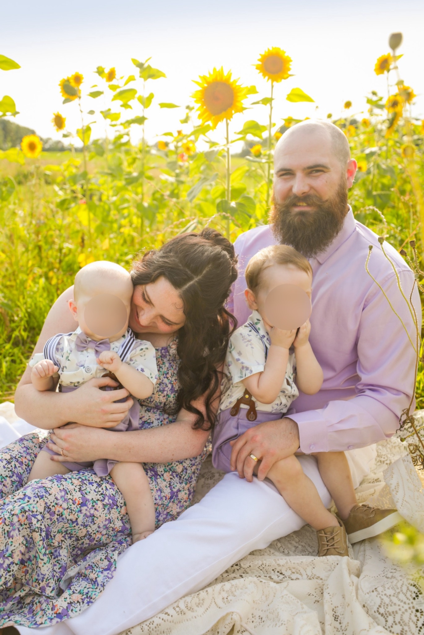 Family photoshoot | spring family photoshoot | spring photoshoot | floral outfits | floral photoshoot | floral dress | toddler | family | husband and wife | mom and dad 

#LTKFindsUnder50 #LTKKids #LTKFamily