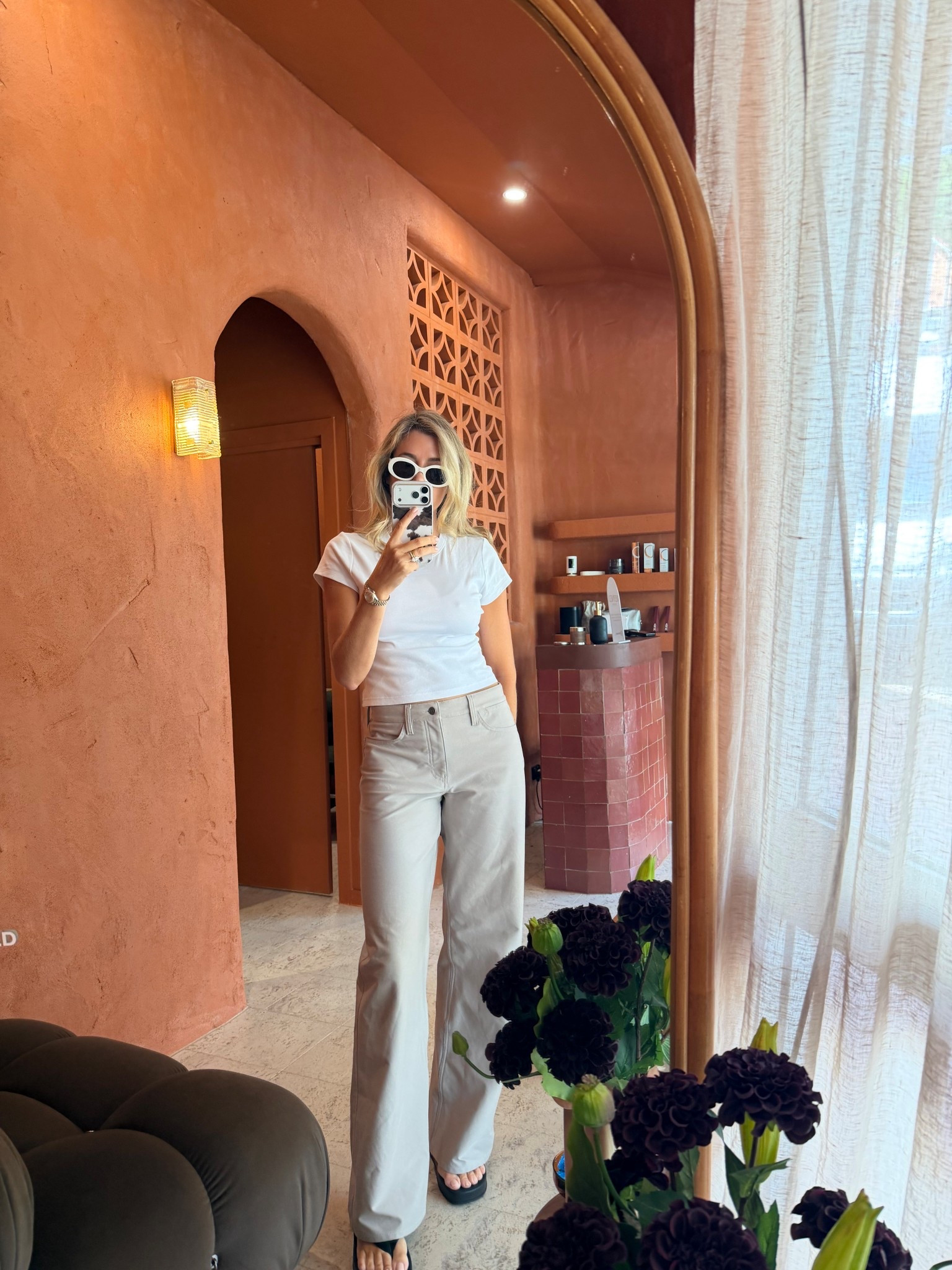 Monday morning errands in this outfit

Pants Lululemon tall range size 27
Mini Tahirt Uniqlo size M
Twoobs


#LTKgrwm #LTKSeasonal #LTKWorkwear