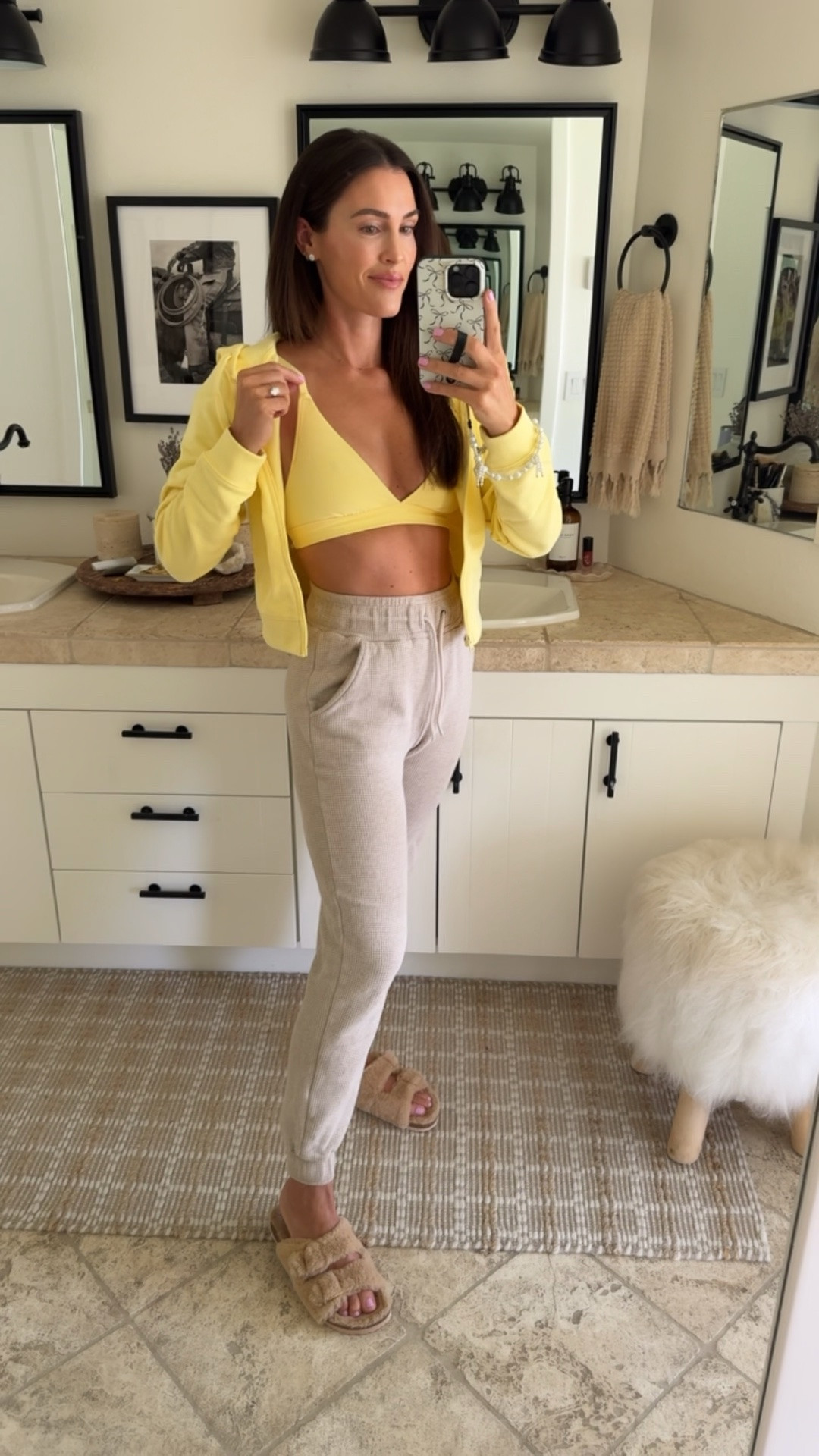 Low-tox outfit! Organic cotton bralette and sweatshirt paired with knit joggers 👏🏻 wearing smalls

#LTKootd