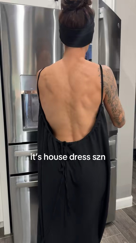 Backless House Dress That Looks Expensive (Under $50)

This backless maxi house dress is everything for summer — effortless, flattering, and goes from morning coffee to running errands without trying. The open back detail elevates it from basic loungewear to something you’d actually wear out. Linked my exact dress plus similar styles at every price point. Sizes run true to fit — grab yours before it sells out!

#LTKootd #LTKOver40 #LTKdayinmylife