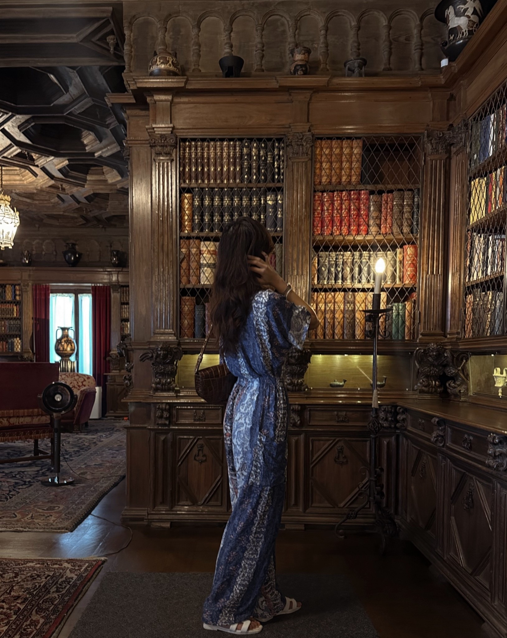 Just another Hearst Castle OOTD 🏰

Also can we talk about this LIBRARY??? It’s so gorgeous. And so is this boho pant set. Linking similar options below.

Summer outfits, travel outfits, date night outfits, vacation outfits beach, boho style, concert outfit ideas

#LTKootd #LTKSeasonal #LTKTravel