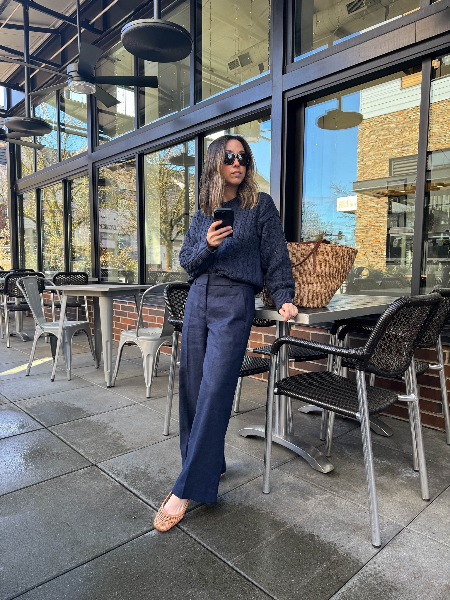 J.Crew linen Sydney pants. The full length fits full length of petites! Run tts. 

J.crew sweater xs
J.crew Sydney pants petite 0
J.crew flats 5
J.crew tote 

#LTKshoecrush #LTKitbag