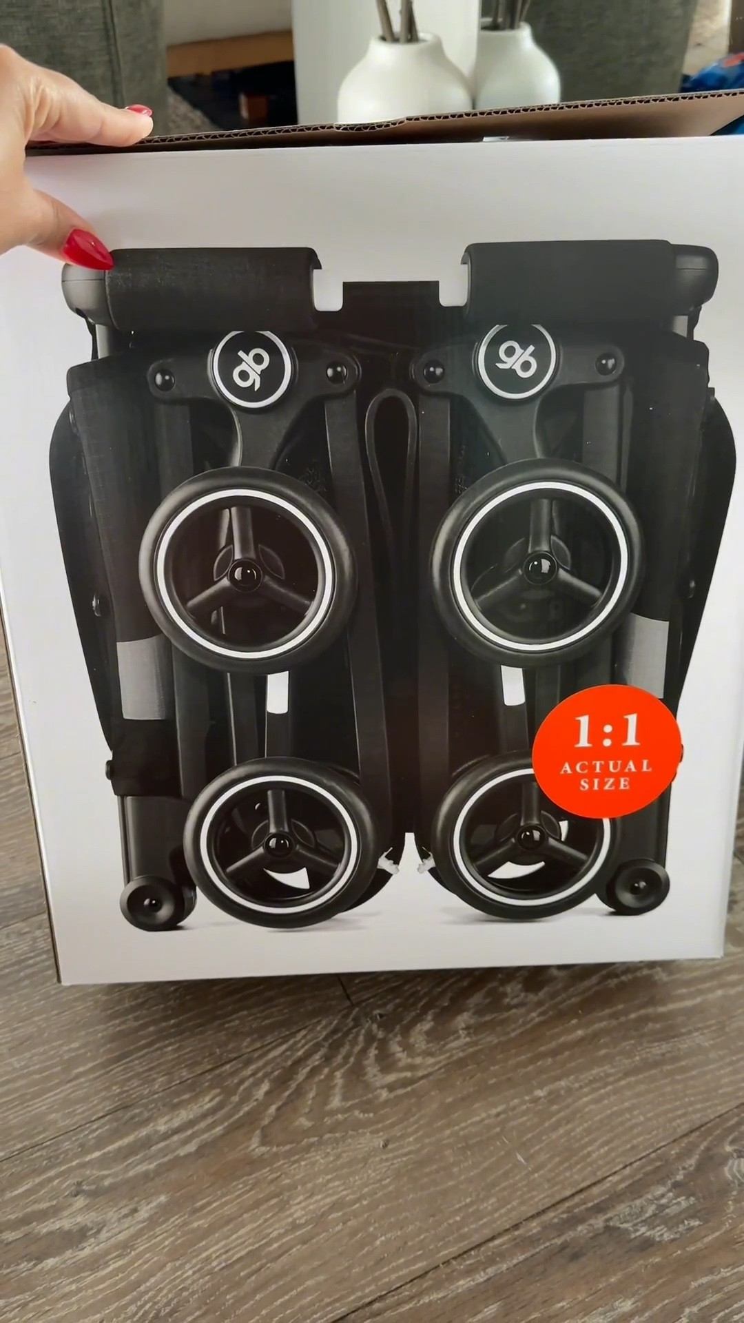 The travel stroller that actually fits in the overhead bin ✈️ 

Lightweight, folds in seconds, and saves us every time 👏🏼 

#MomHack

#LTKTravel #LTKKids #LTKFamily