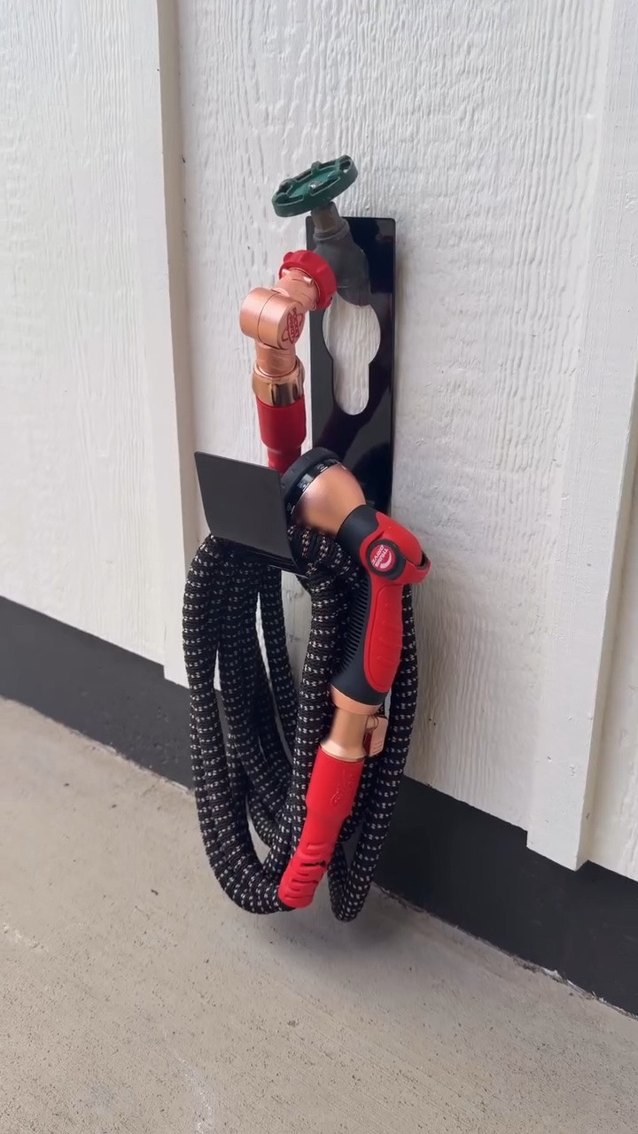 Amazon Outdoor Upgrade you didn’t know you needed. This expandable hose plus the pivot attachment makes watering so much easier-no kinks,no tangles, juts smooth flow every time🙌♥️ @amazon 

#amazonhome #outdooressentials #gardenhacks #amazonfinds #hosehack

#LTKHome