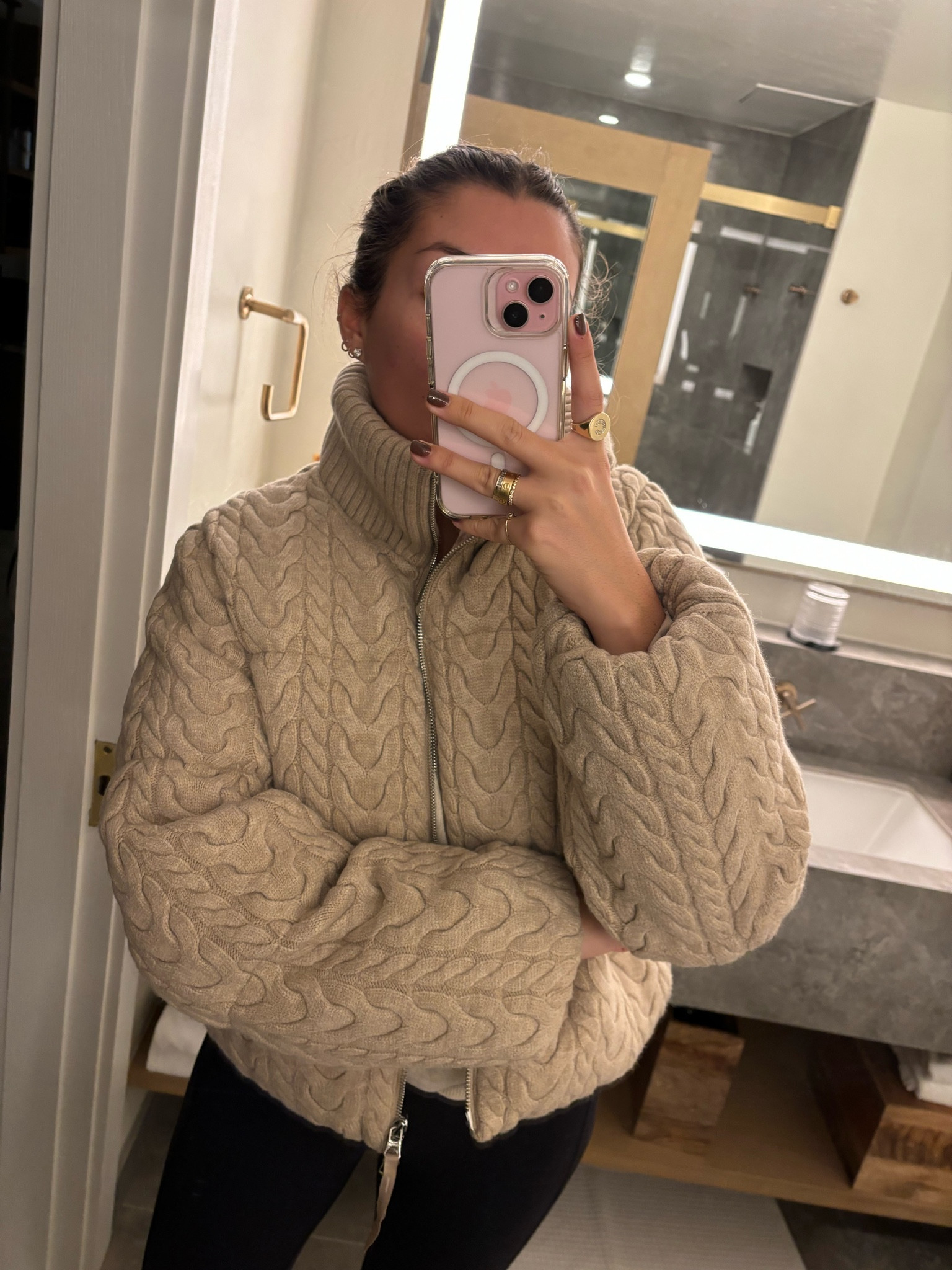 My new fav puffer

#LTKTravel #LTKGiftGuide #LTKSeasonal