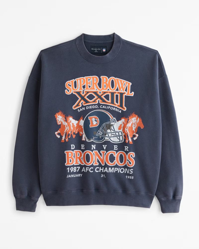 NFL Kansas City Chiefs Graphic Crew Sweatshirt | NFL NFL | Abercrombie.com | Abercrombie & Fitch (US)