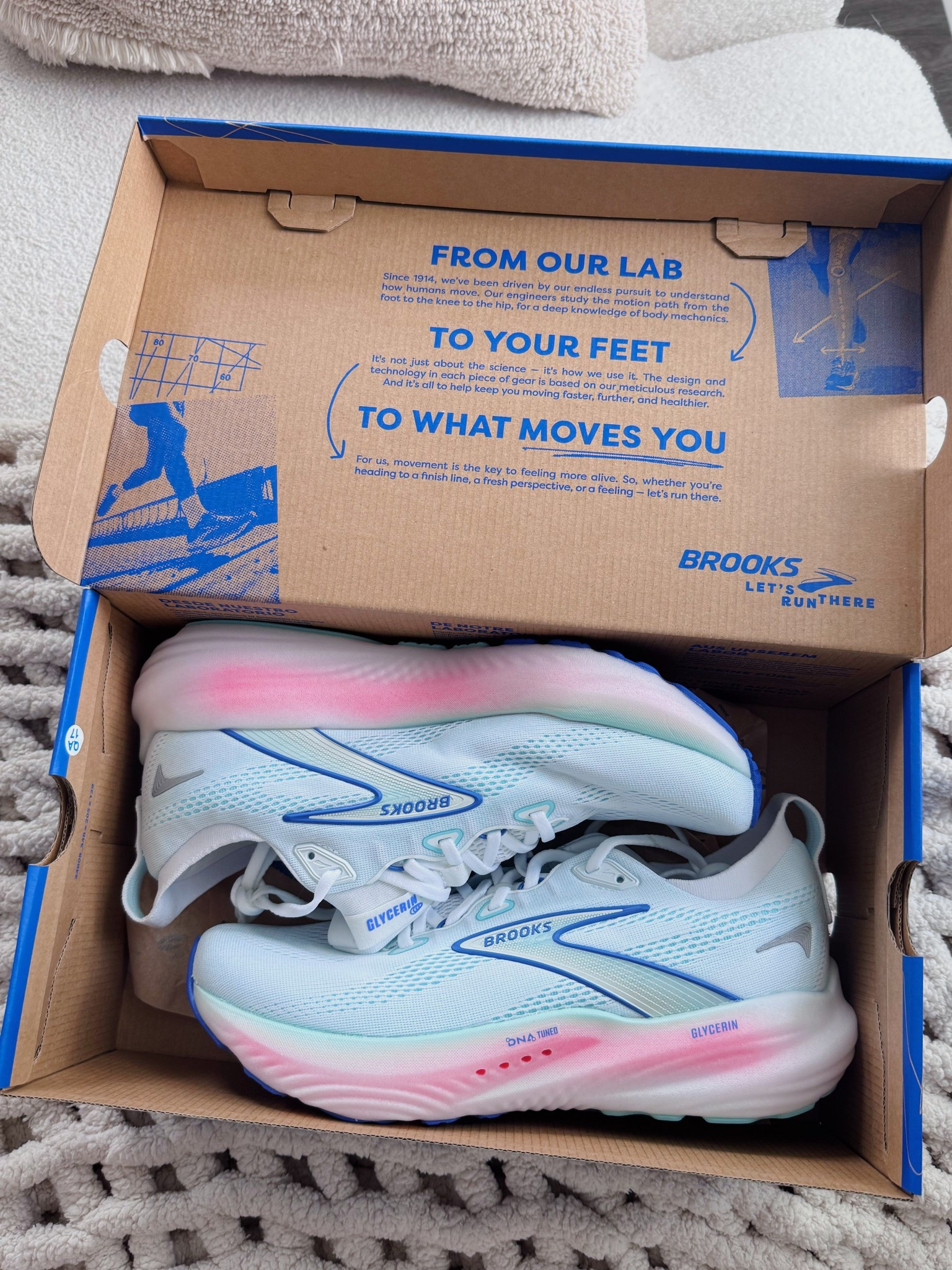 new running shoes EEEKKK!!😌😌 

#LTKActive