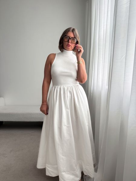 White maxi dress runs tts



#LTKWedding #LTKSeasonal