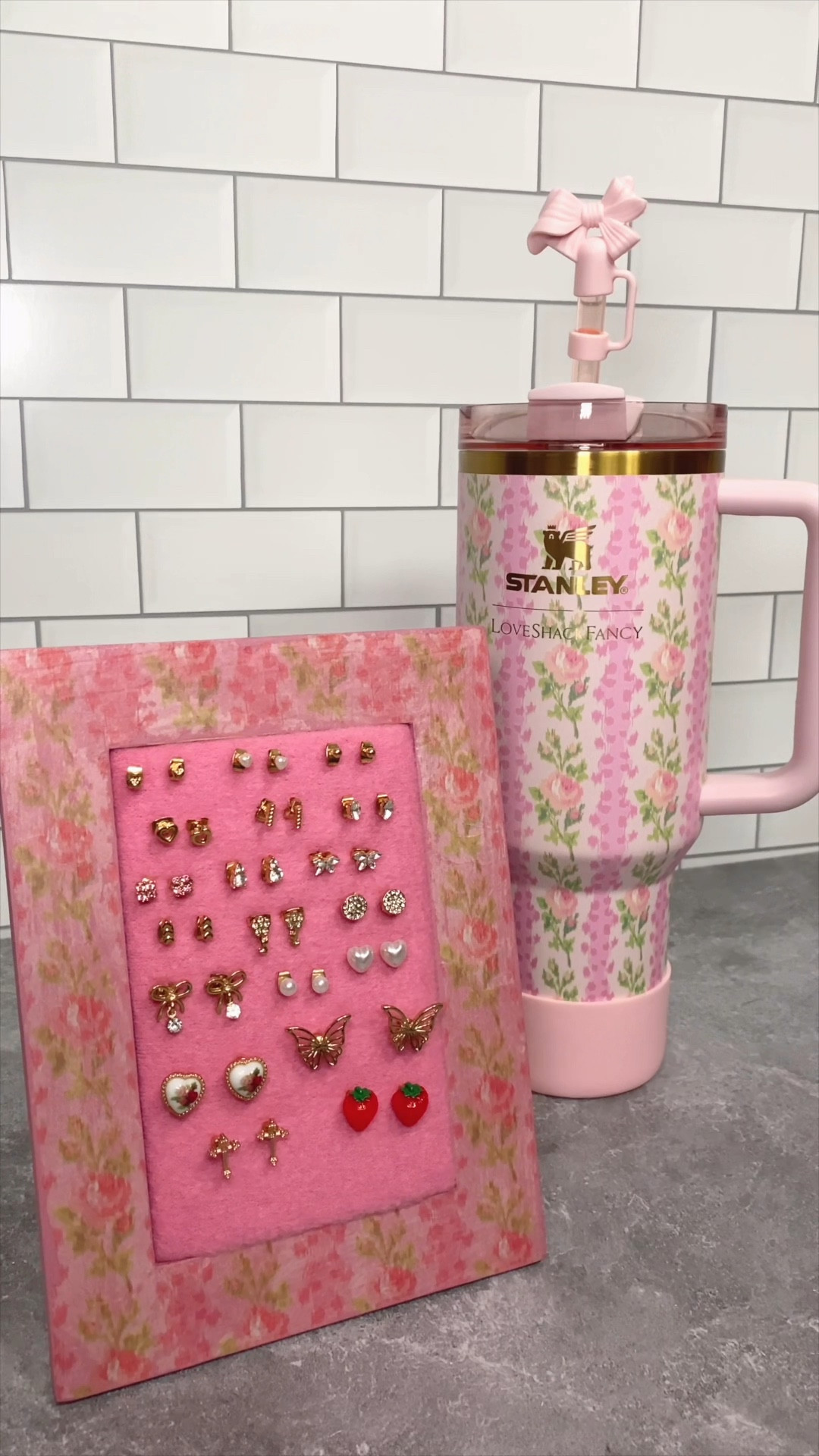 making more crafts to match my 🎀 LoveShackFancy Stanley 💕

I mostly made this because I’m trying to clean out my craft room before I get started on Christmas crafts! This could be a cute diy gift - you could put anything in the frame, but I decided to make it an earring holder 💎

#diy #stanleycup #stanley #loveshackfancy #diygift #diygifts #easycraft #jewelrymaking 

#LTKGiftGuide #LTKHome #LTKVideo