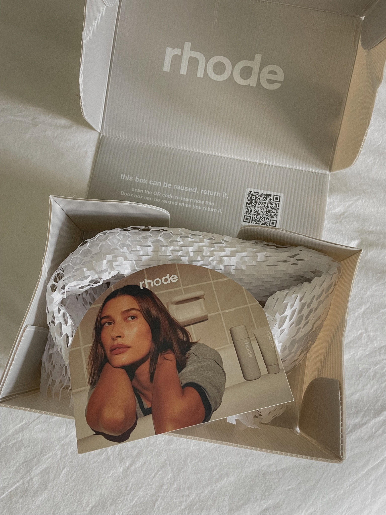 worth the hype 👄

I was skeptical but my lips were so dry that I was willing to try anything. So far, so good! Super moisturizing and hydrating. 

Rhode skincare, moisturizing lip balm, Hailey Bieber, lip care, skin care, lip treatment 

#LTKbeauty #LTKSeasonal