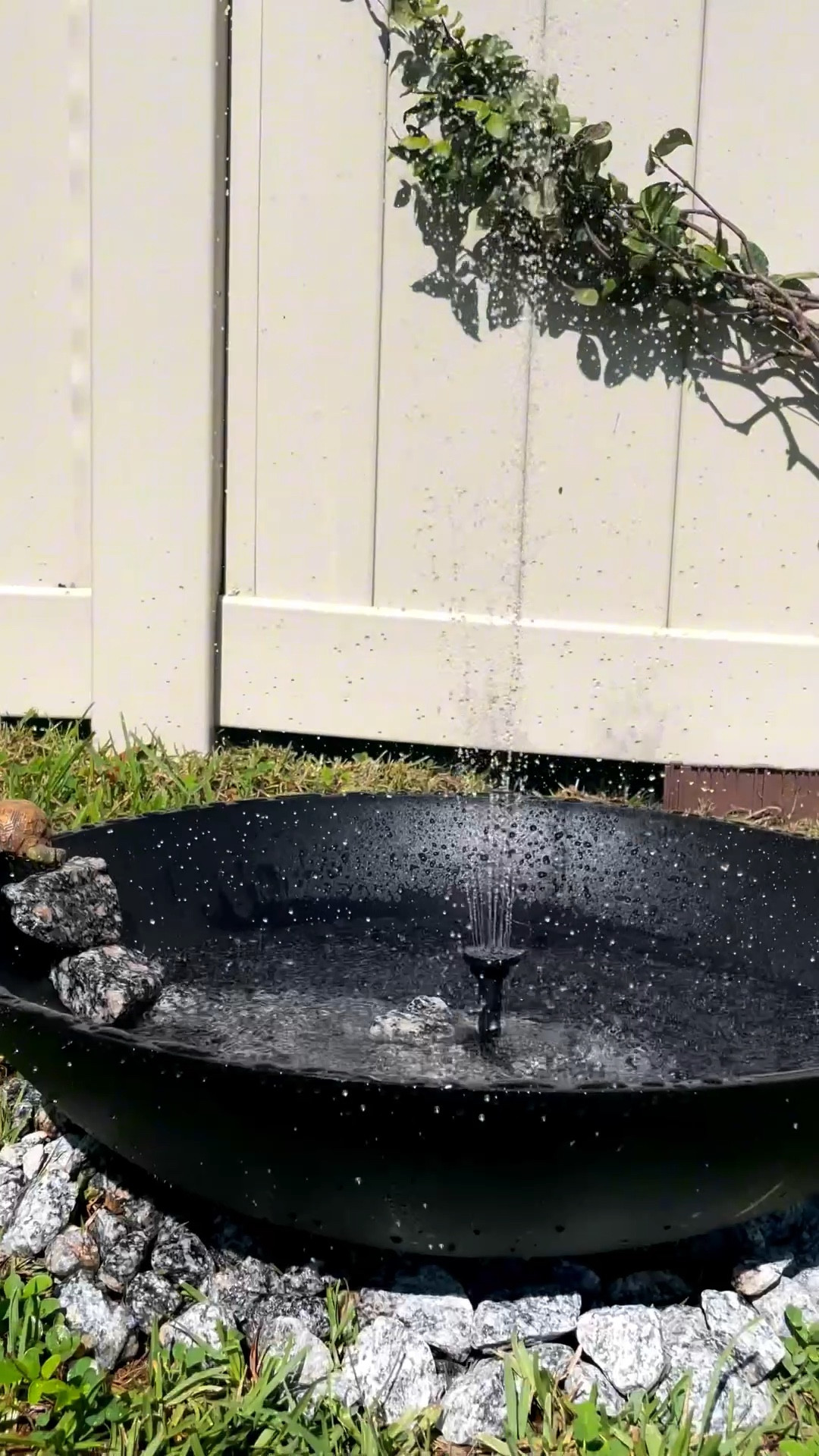 After I planted our jasmine vine I envisioned a water fountain. And coincidentally poposoap reach out to me and gifted me with one of their solar pumps. I couldn’t have been more excited to bring my vision into reality..🖤🖤

My Solar Pump
https://tr.ee/quiI7Qqyx5

#LTKSeasonal #LTKHome