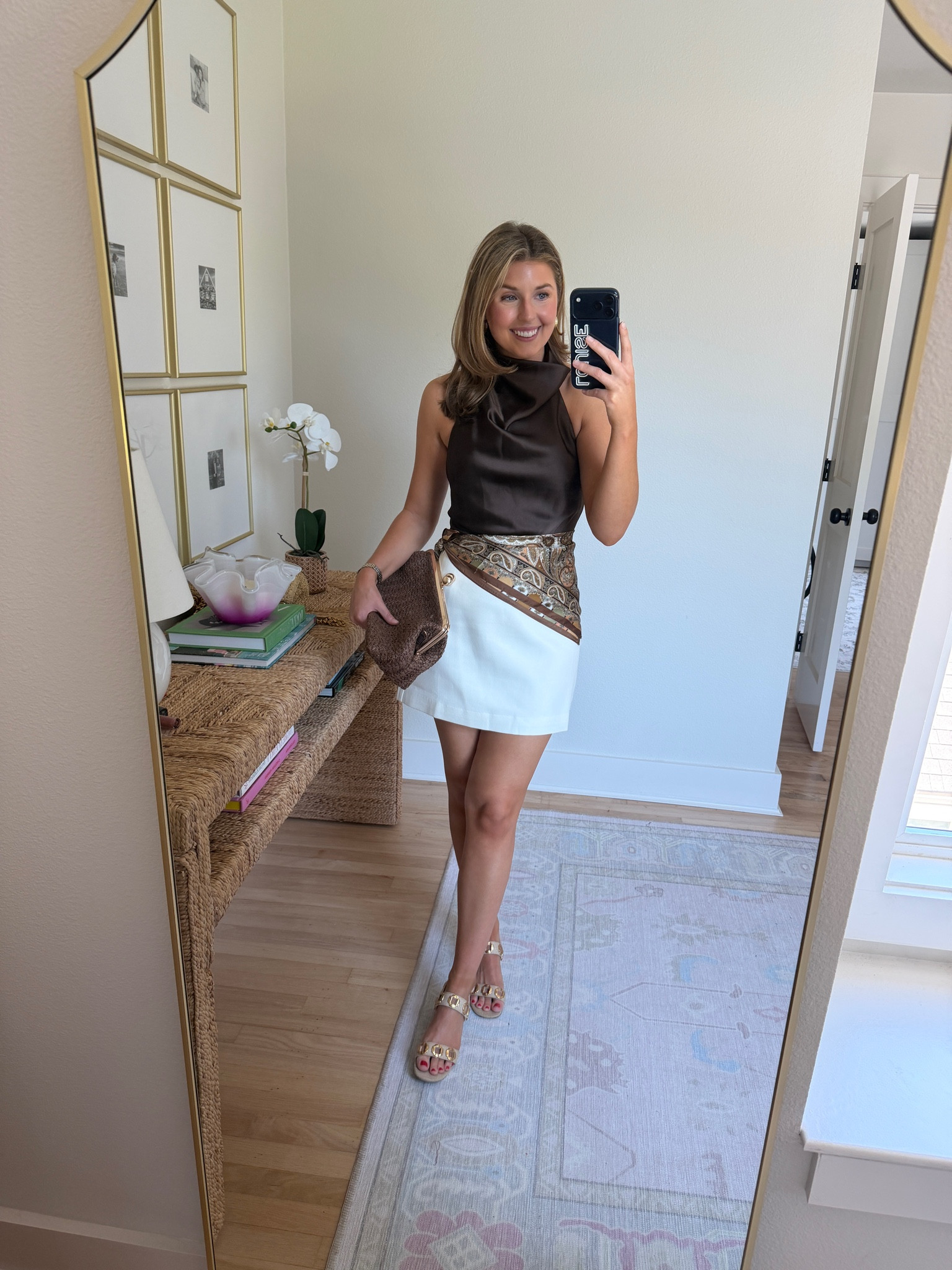 Summer date night outfit idea! Wearing an XS in top and S in skirt