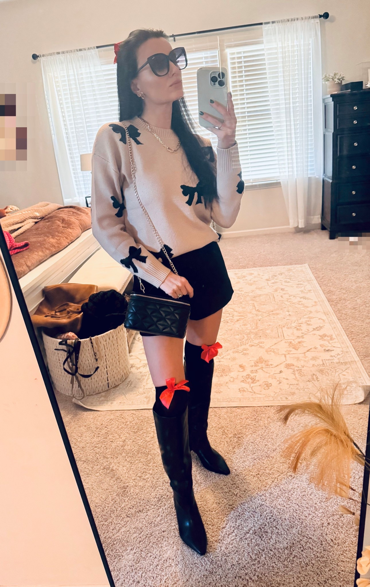 Christmas party bow themed 

#LTKHoliday #LTKSeasonal #LTKGiftGuide