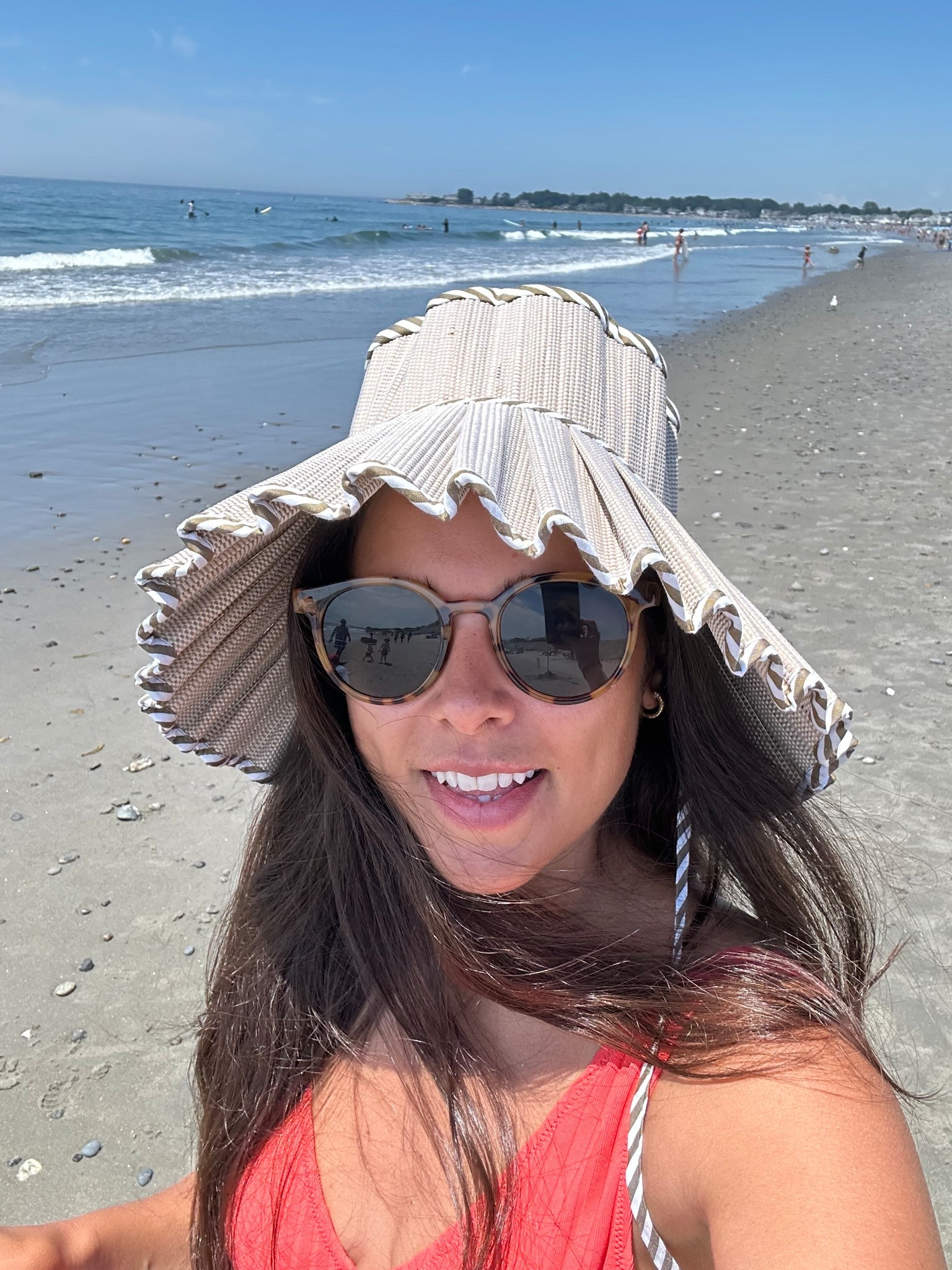 Hat & sunnies! 

#LTKStyleTip #LTKTravel #LTKFindsUnder50