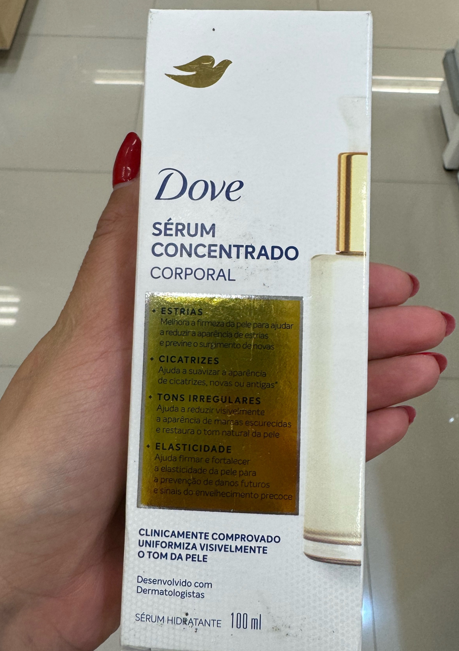 Dove concentrado: melhorar cicatriz e estria. 
Novidade quentinha… 
Testado em mulheres reais, este sérum corporal Dove melhora a firmeza da pele para ajudar a reduzir a aparência das estrias e previne o surgimento de novas; ajuda a suavizar a aparência de cicatrizes, novas ou antigas; ajuda a reduzir a aparência de marcas escurecidas e restaura o tom natural da pele; e ainda ajuda a firmar e fortalecer a elasticidade da pele para a prevenção de danos futuros e sinais do envelhecimento precoce.
Estou esperançosa pelos resultados 

#LTKwinter #LTKbeauty #LTKbrasil
