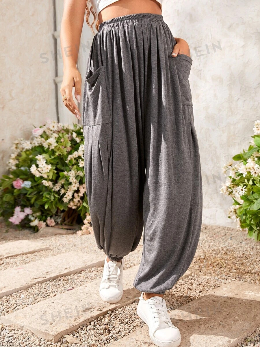 SHEIN EZwear 1pc Solid Patched Pocket Carrot Pants | SHEIN
