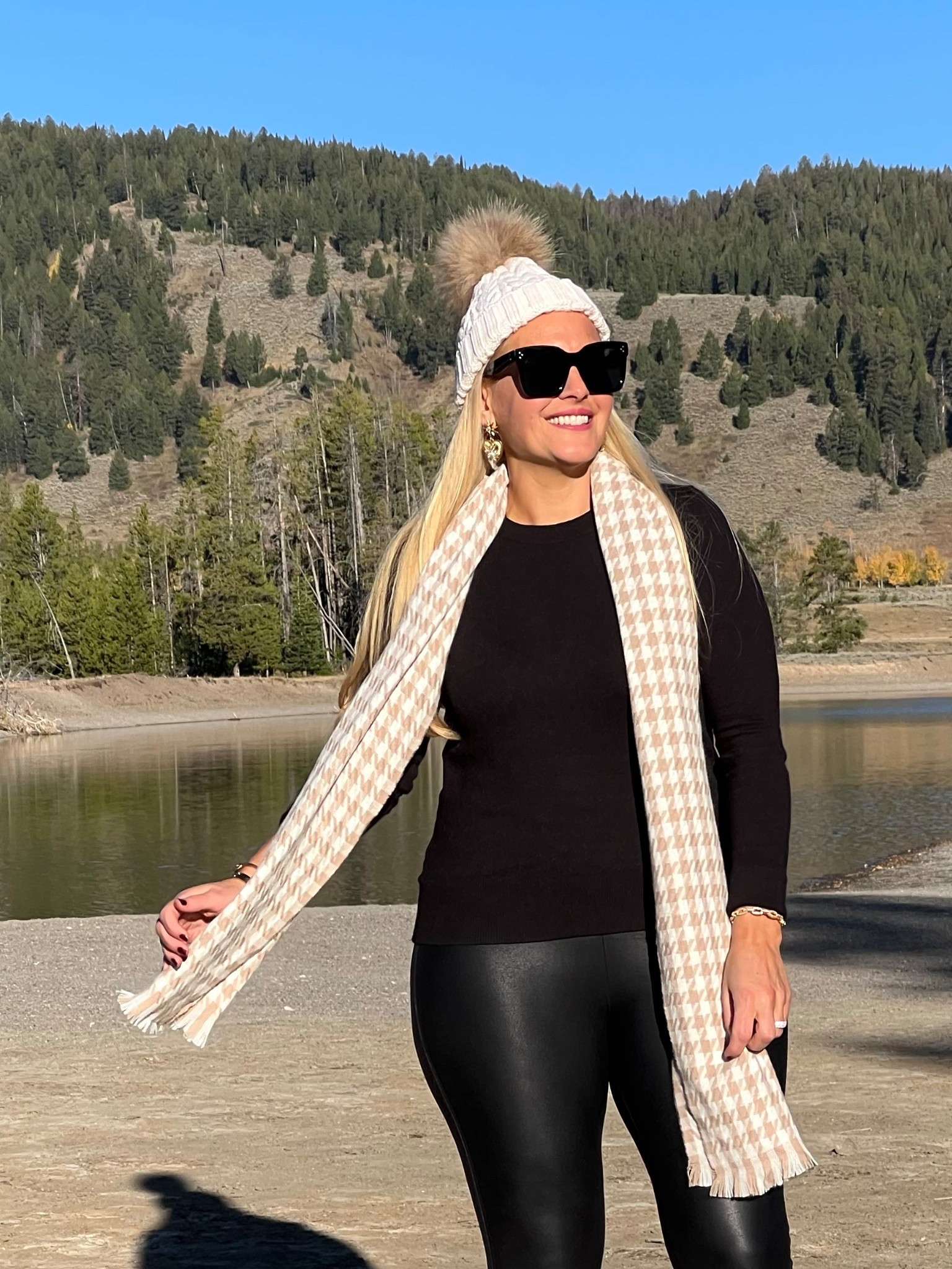 Casual winter outfit 

Crewneck sweater small, Spanx faux leather leggings large, Pom hat, houndstooth scarf





#LTKFindsUnder100 #LTKGiftGuide #LTKHoliday