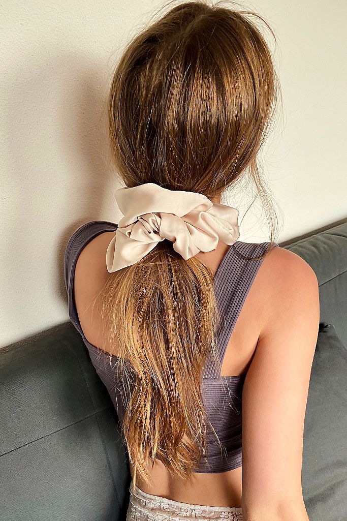 Super Scrunchie | Free People (Global - UK&FR Excluded)