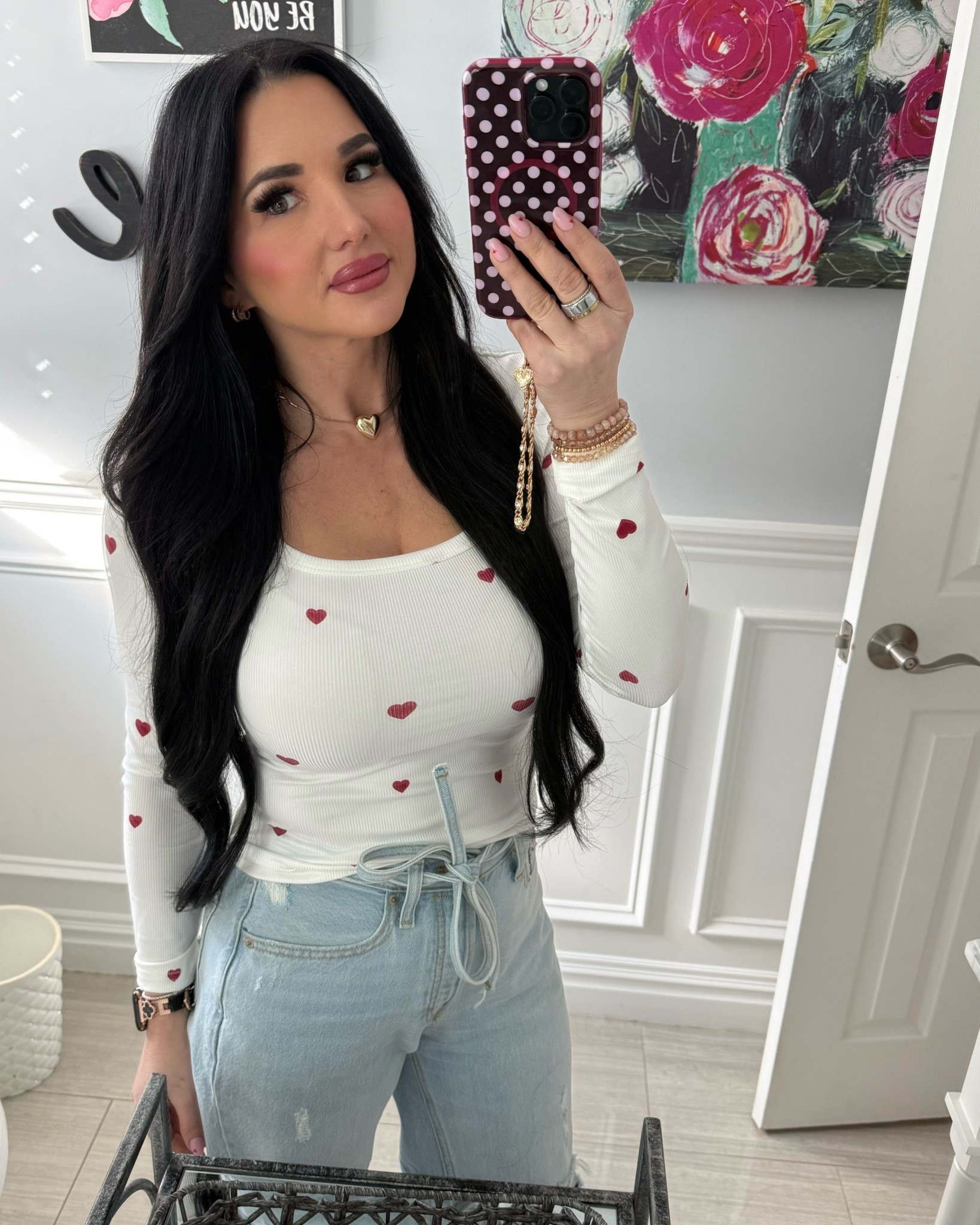 All the heart eyes for this top 🤍❤️
Perfect for Valentine’s Day or anytime you love a little girly detail.
Shop the look on LTK 💘
#ValentinesOutfit #LTKStyle #EverydayGlam

#LTKootd #LTKValentine