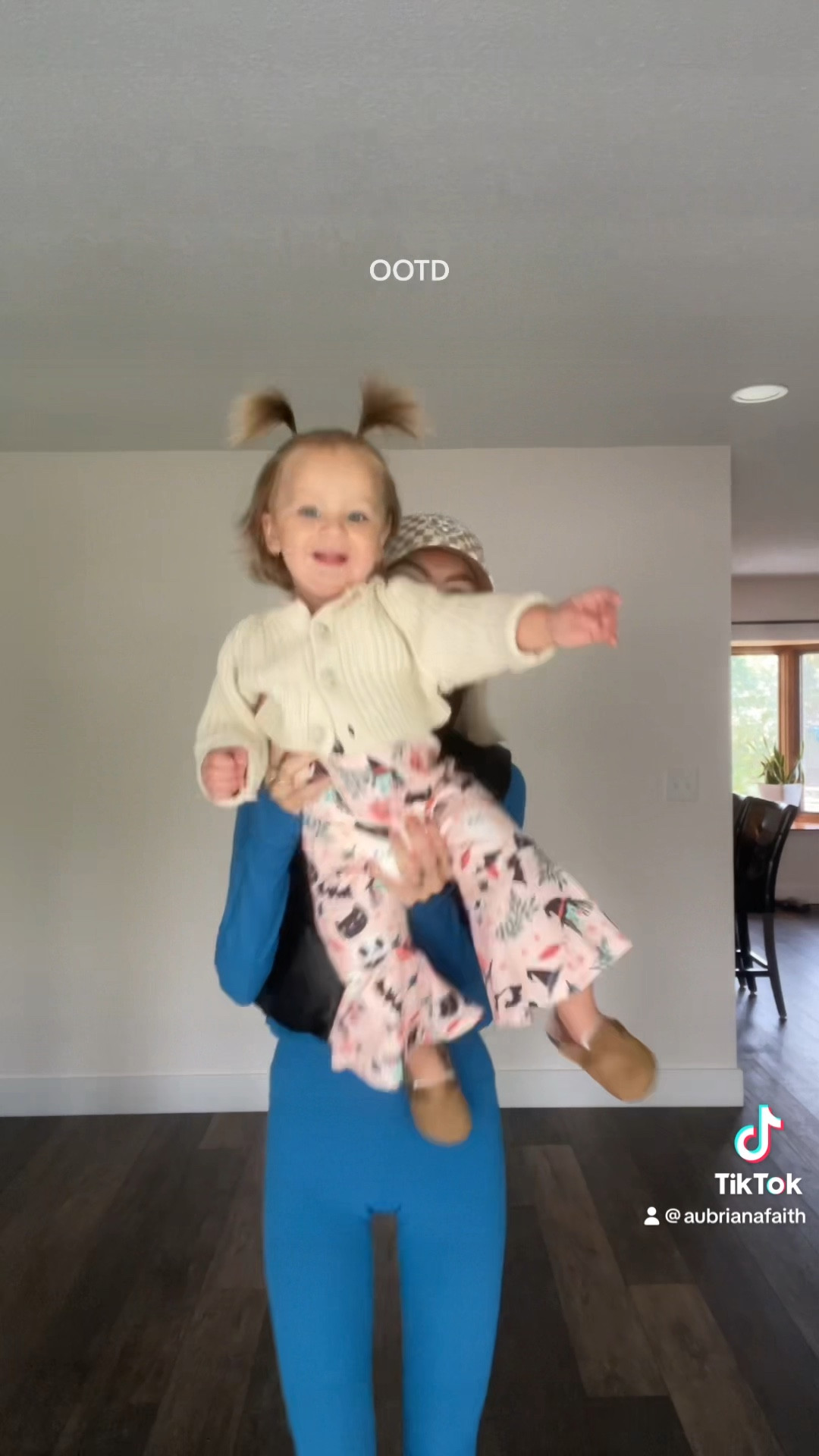 the cutest & comfiest baby clogs EVER! she wears these on repeat! 
linked a look-a-like to rome’s outfit!

#LTKfindsunder50 #LTKbaby #LTKsalealert