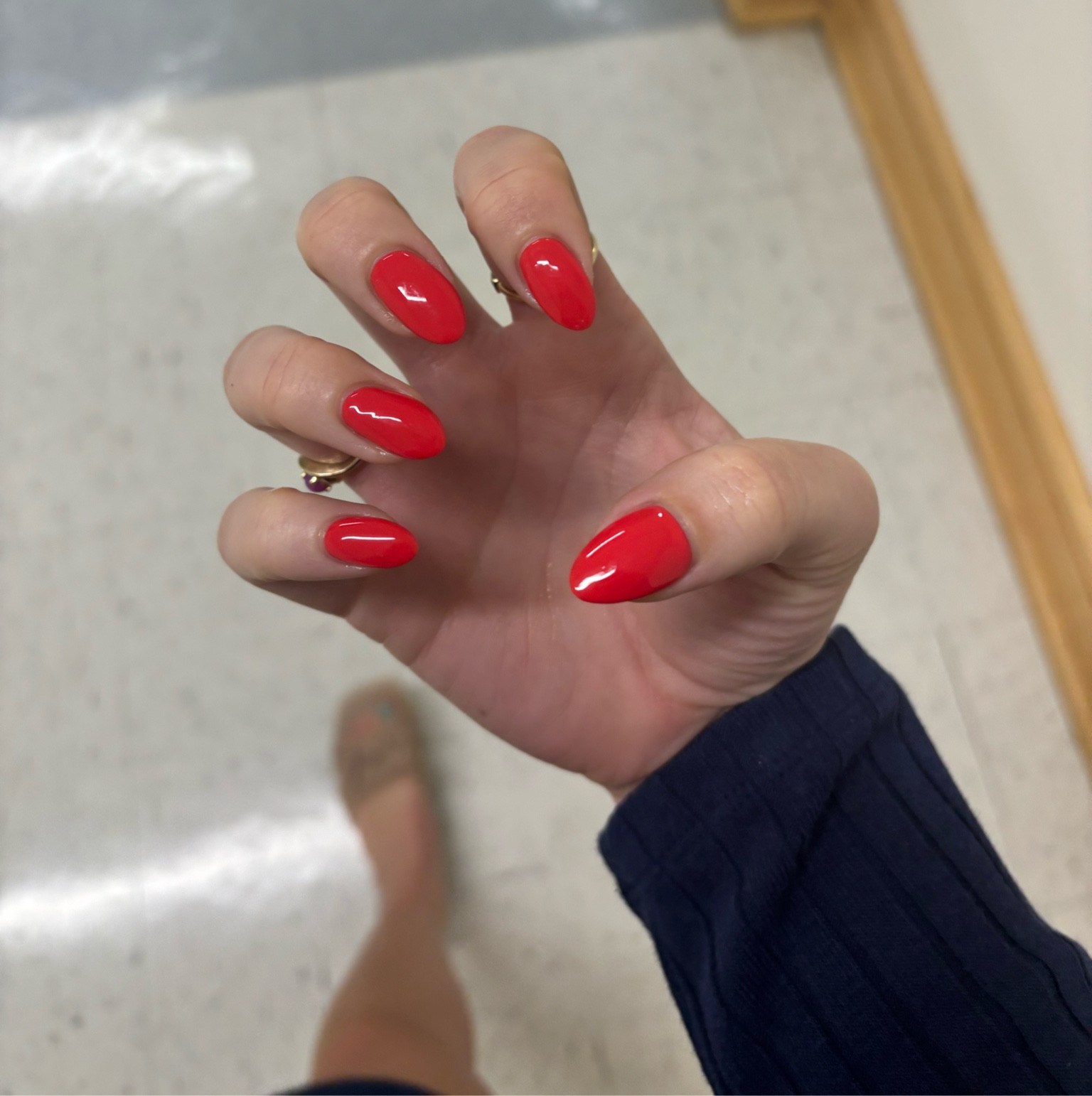 Think this is gonna be my new go-to red—DND #801. Color is called Blossom 🎈

#LTKFindsUnder50 #LTKGiftGuide #LTKItBag