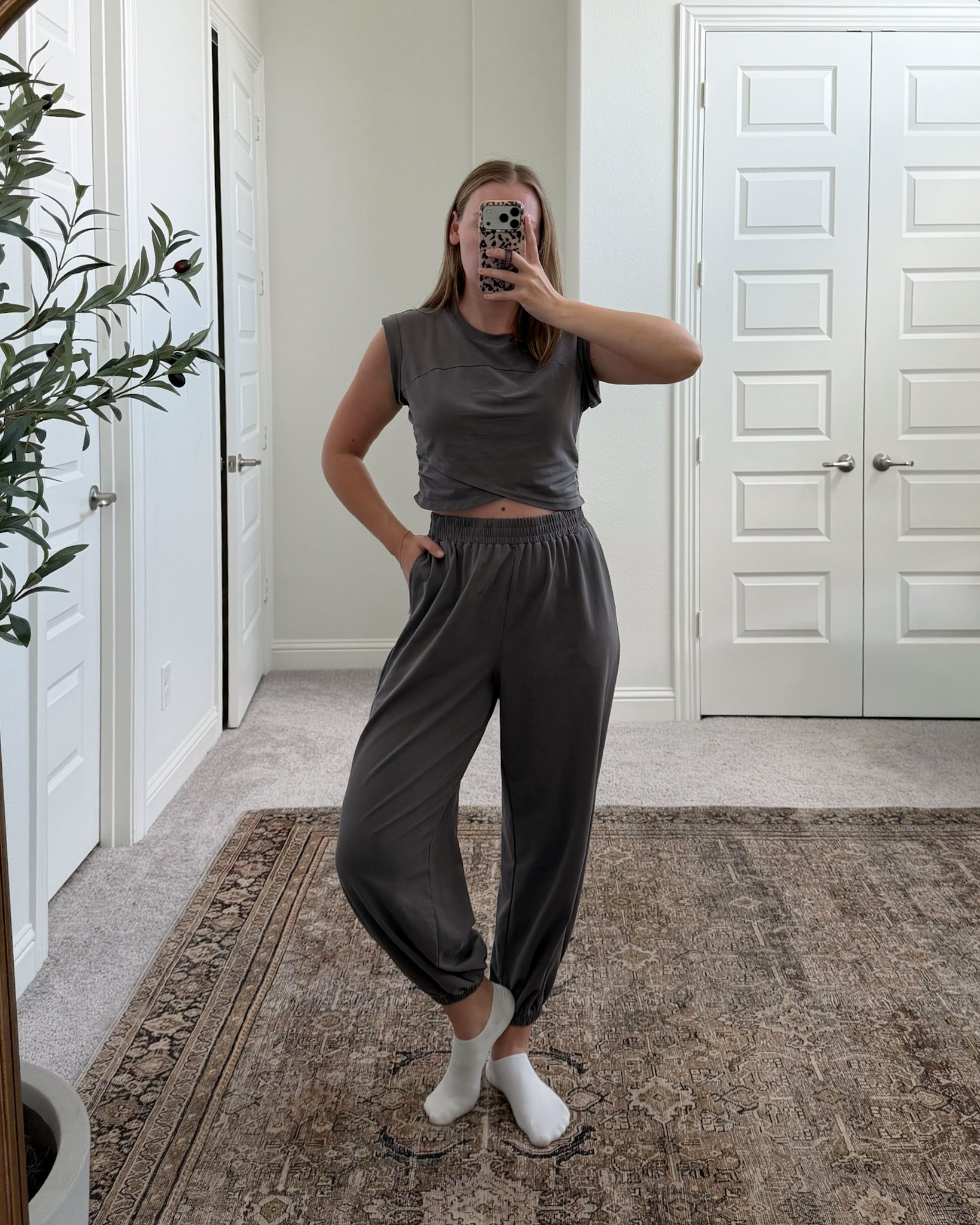 #everydaystyle #casualoutfits #momstyle #dailywear #everydaylook 

 #LTKootd #LTKmomlife