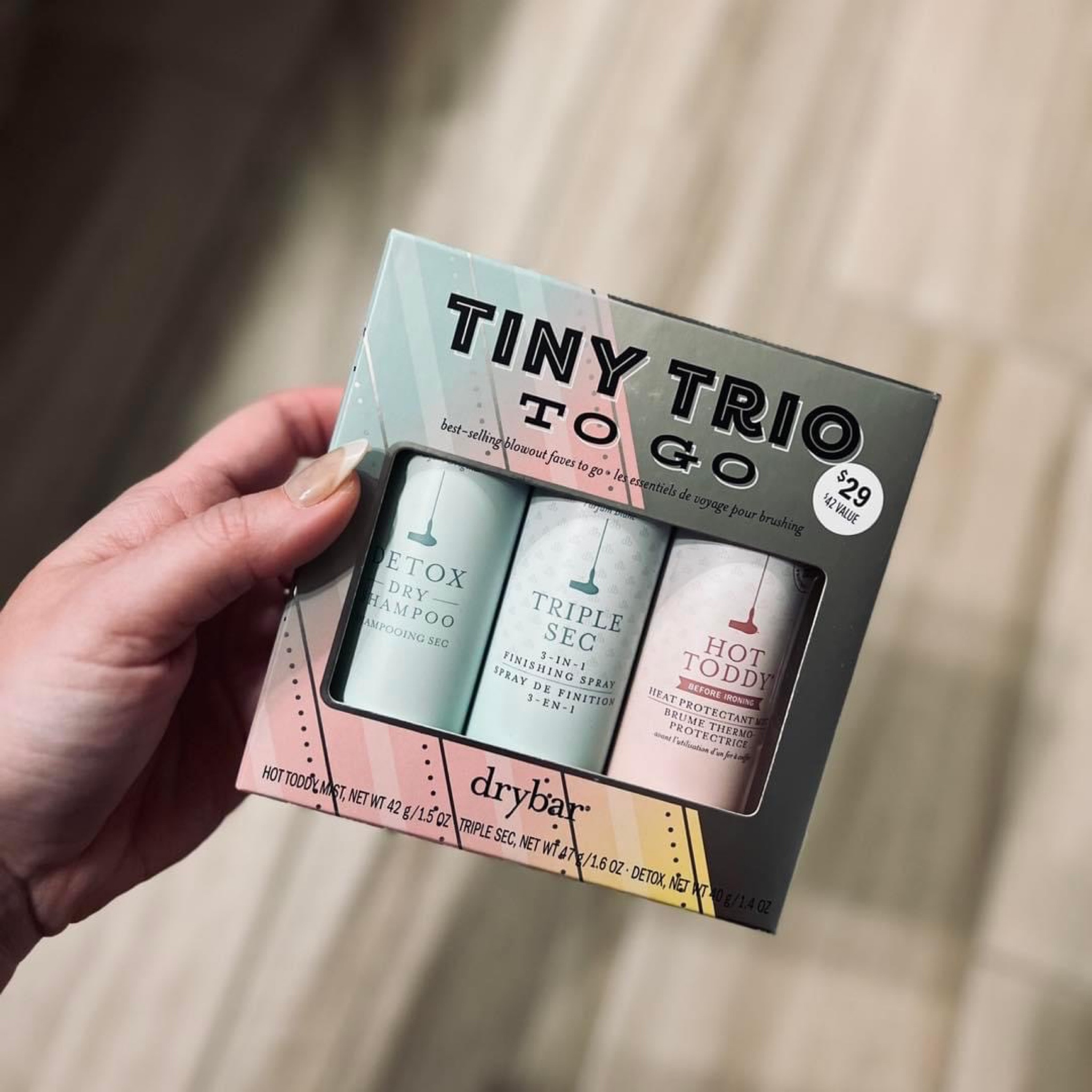 Dry shampoo | DryBar | Hair | long hair | short hair | best dry shampoo | beauty | DryBar dry shampoo 

#LTKbeauty #LTKFind #LTKunder50