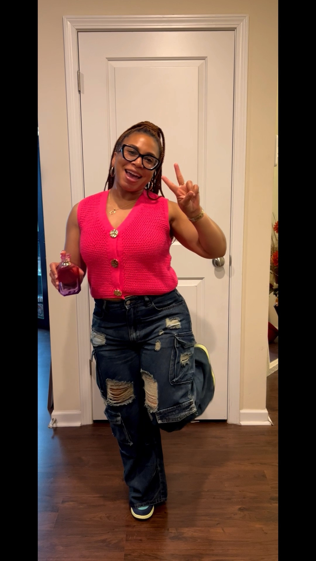 Fit check ✨
✨Top: SHEIN (M)
✨Jeans: SHEIN (Petite M) - does come in regular sizes
✨Shoes: Jordan 1 Tokyo Bio Hack
✨Fragrance: Kayali Fleur Majesty Rose Royale 

#LTKPetite #LTKStyleTip