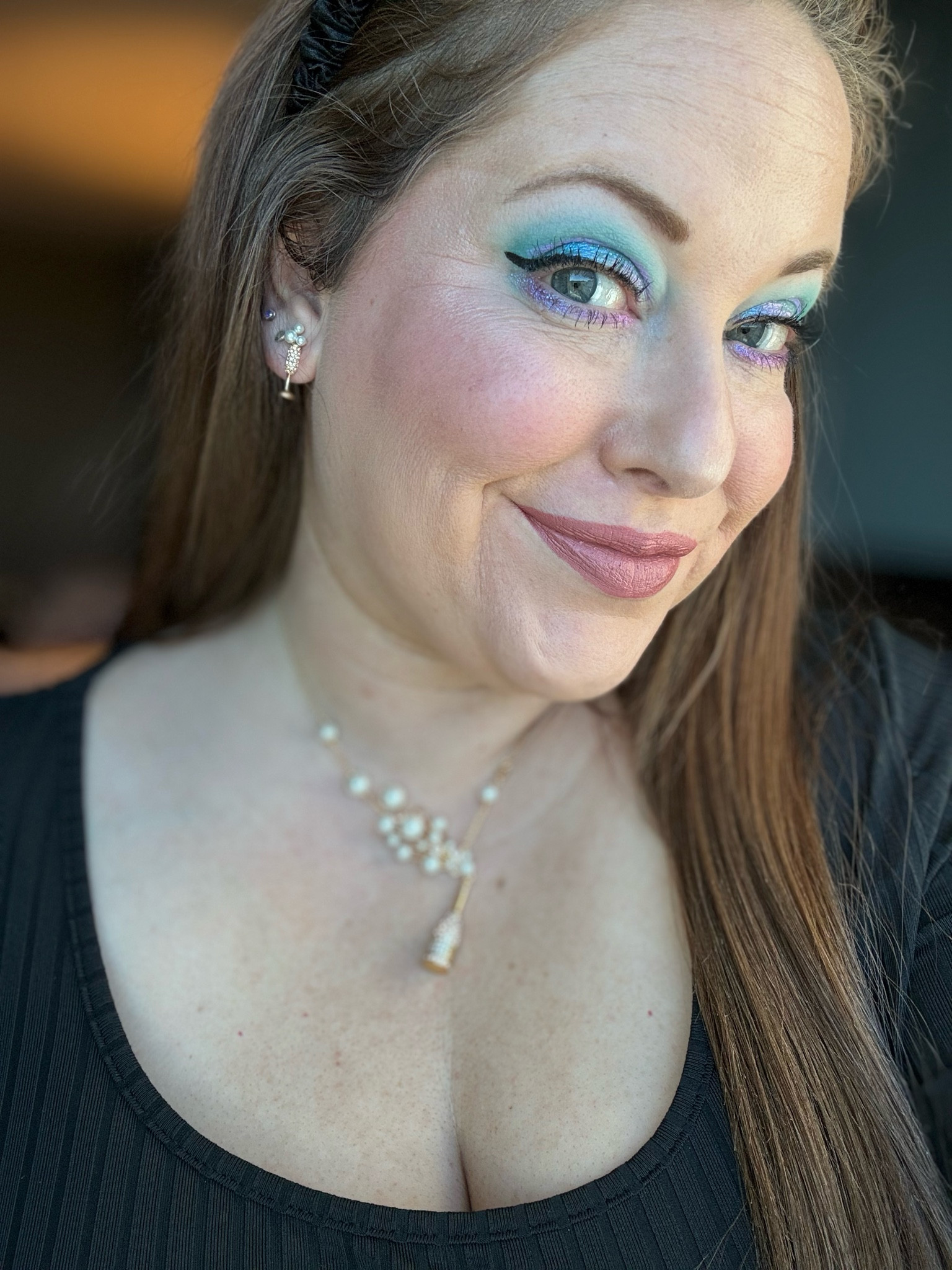 Need a gift to celebrate a special someone? This champagne jewelry set is so gorgeous and fun. It would be great for moms, graduation, wedding, anniversary, and more! 

#weddinggift #anniversarygift #birthdaygift #graduationgift #mothersdaygift

#LTKGiftGuide #LTKStyleTip #LTKFindsUnder100