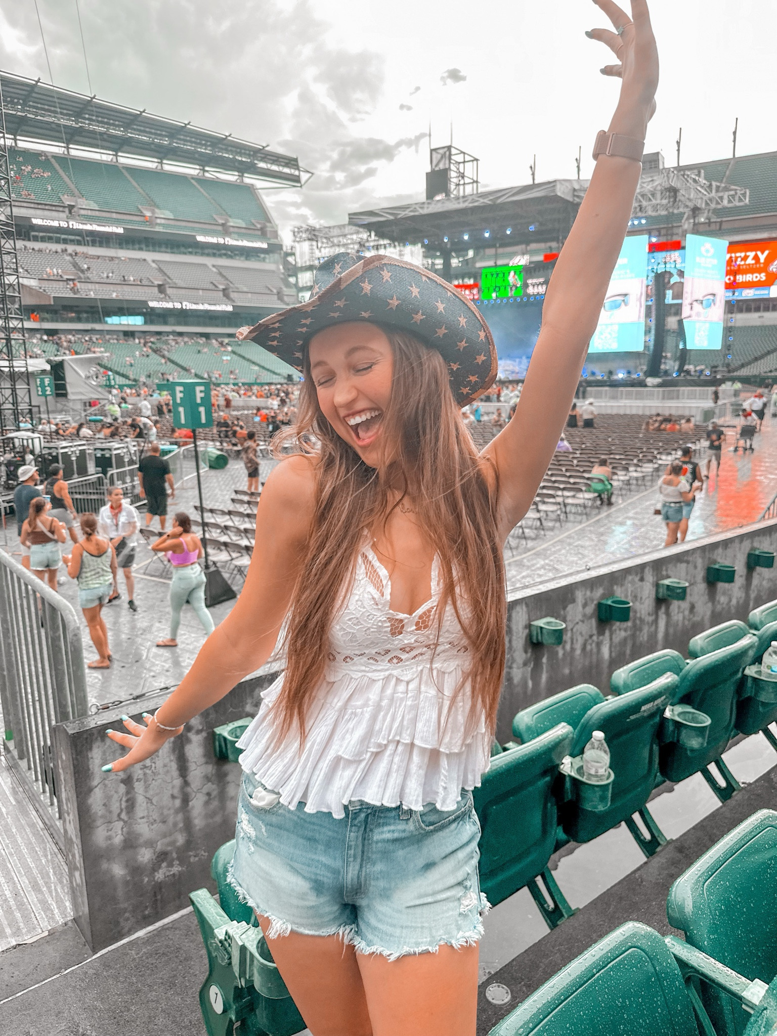 when it rains it pours (literally) 🌧️☔️