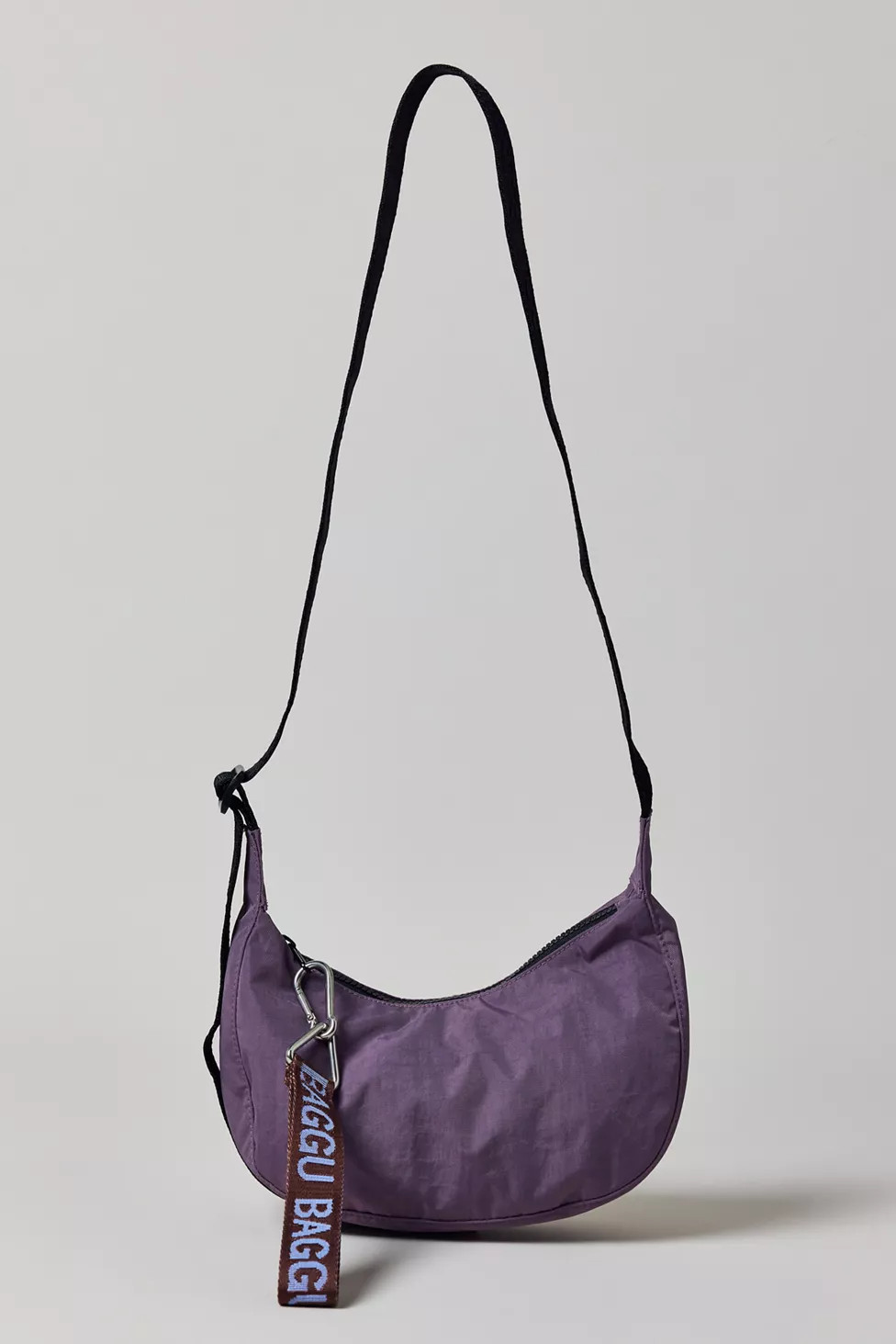 BAGGU Small Nylon Crescent Bag | Urban Outfitters (US and RoW)
