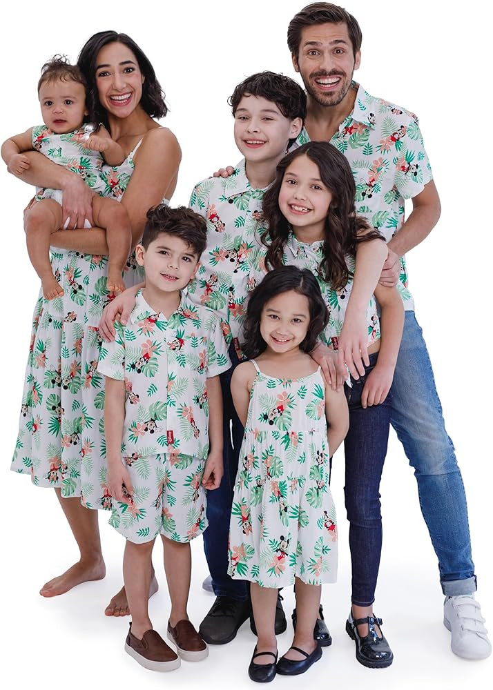 Disney Mickey Mouse Minnie Mouse Hawaiian Matching Family Hawaiian Button Down Shirt Adult | Amazon (US)