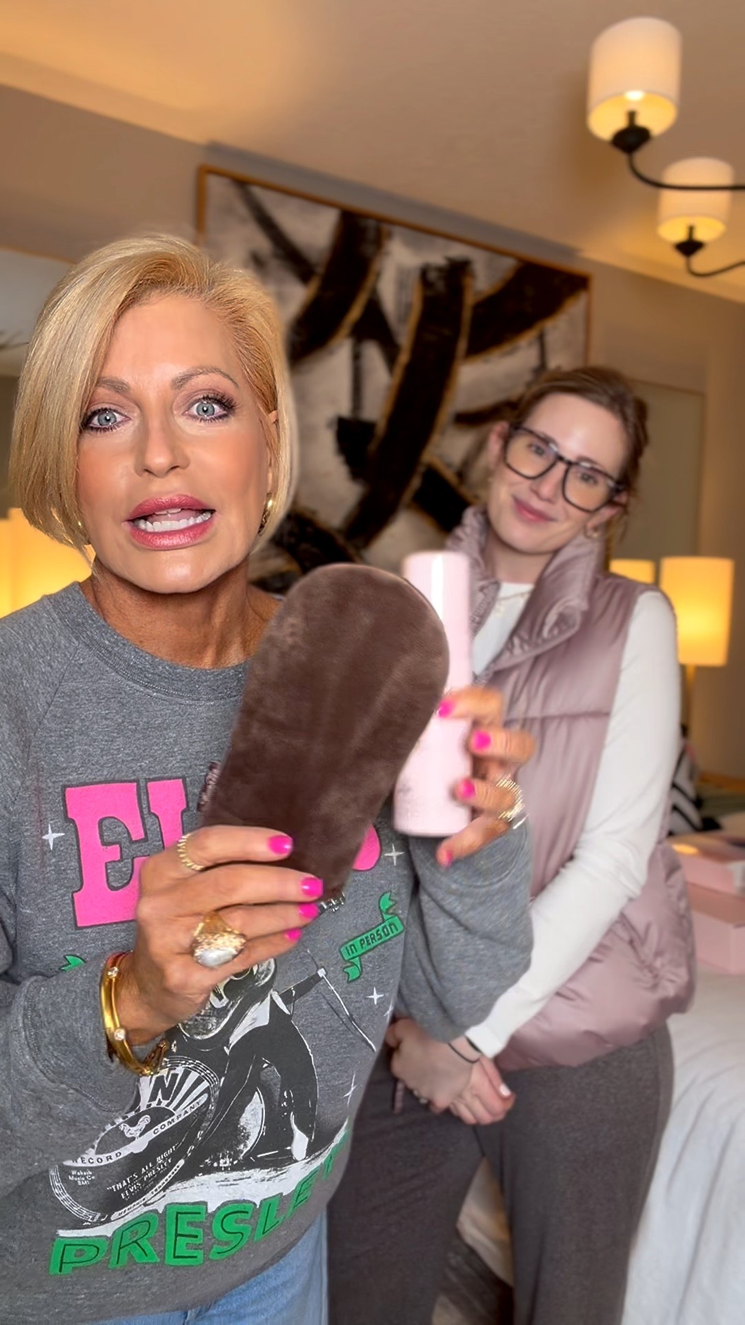 I also recommend the polishing glove.  I apply self tanner twice a week & I use the polishing glove to exfoliate in the shower. I throughly dry & apply my self tanner & the next morning I wake up to a beautiful color.  The exfoliating glove also helps my next tan go on even & last longer.  

#LTKselfcare #LTKBaby #LTKvlog