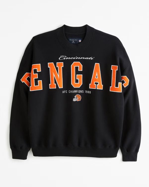 Men's Cincinnati Bengals Graphic Crew Sweatshirt | Men's Tops | Abercrombie.com | Abercrombie & Fitch (US)