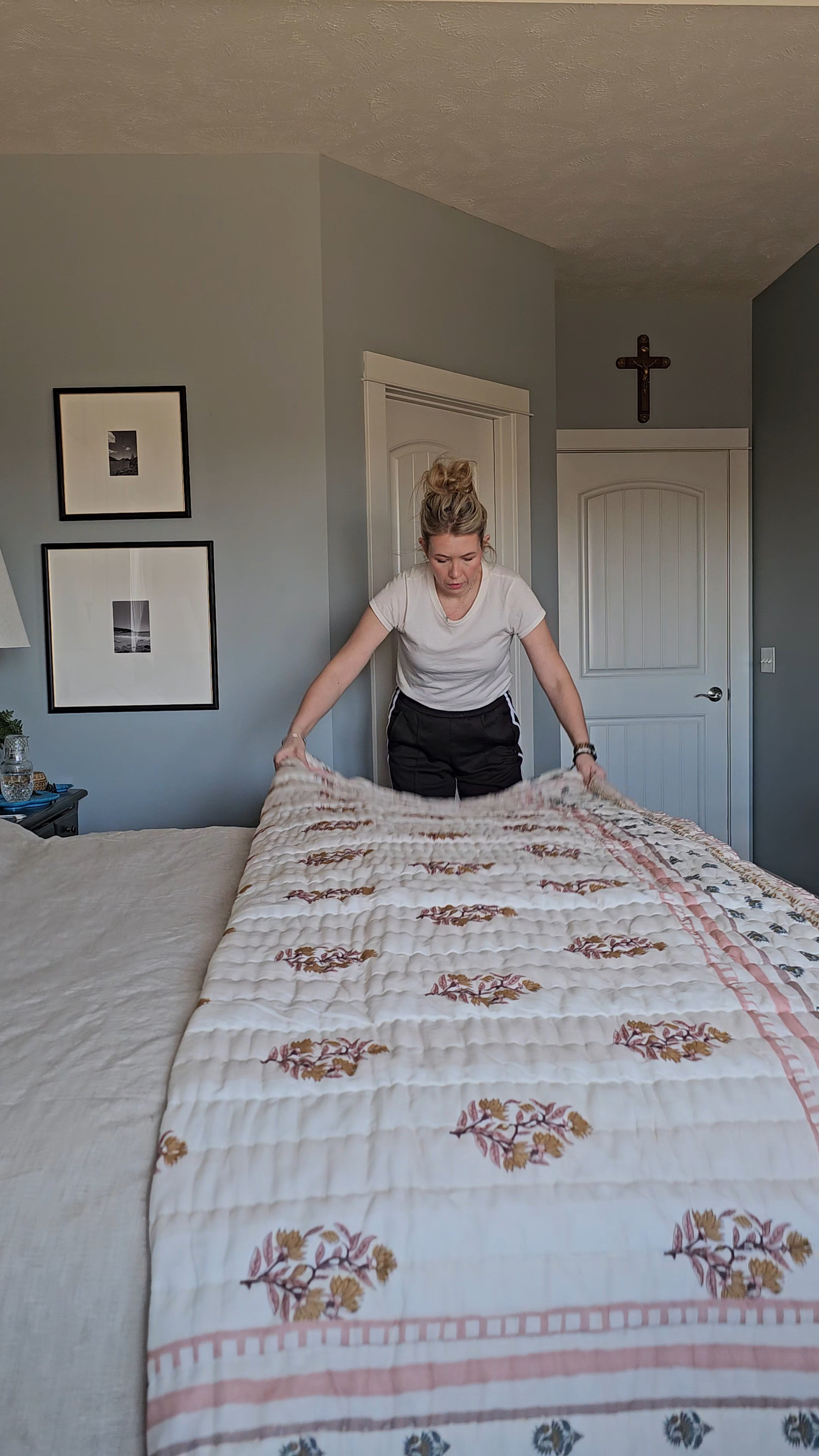 This beautiful reversible quilt is on sale! It's so soft and I love all the colors!

#LTKSpringSale #LTKSeasonal #LTKHome