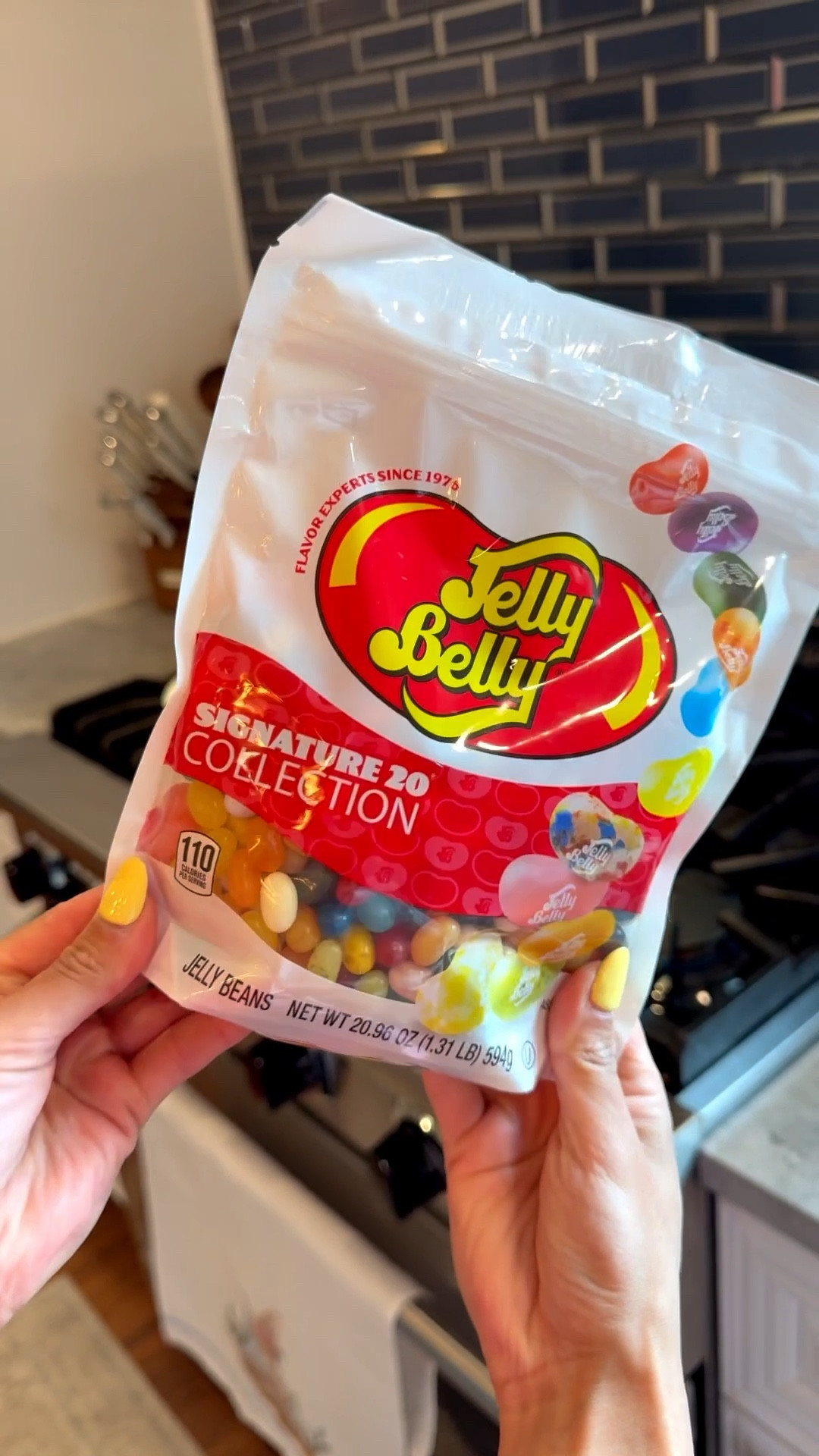 #ad I grew up loving Jelly Belly and somehow they’re still my go-to candy now. I used to carry them in a ziplock during my childhood & now I keep them in my mom bag for days on the go - swim days, dance days, car snacks, and I even used them to make the cutest little spring Easter nests 🐣 The flavors actually taste like the real thing and mixing them is basically like making your own candy recipe. 🍭🍿🍓🍐🍑🍉🫐🍋 @jellybellycandyco @target #target #targetpartner #jellybelly #jellybean #candy

#LTKKids #LTKmomlife #LTKfoodie