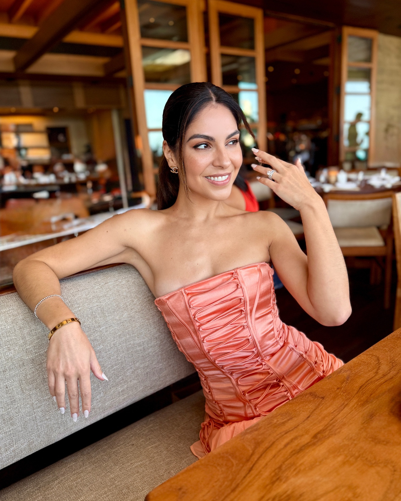 Dinner look in Malibu wearing House of CB.
Feminine, fitted, and easy to style with heels or a simple clutch.
Linked exact dress 

I wear a size 4 normally and this is a medium. Structured but stretchy — no shapewear needed.

#houseofcb #eveninglook #dinnerlook #ltkmalibu #ltktravel #ltkstyle #ltkeveningwear #ltkdateoutfit #ltkitgirl #ltkeurope


#LTKSeasonal #LTKSaleAlert #LTKWedding