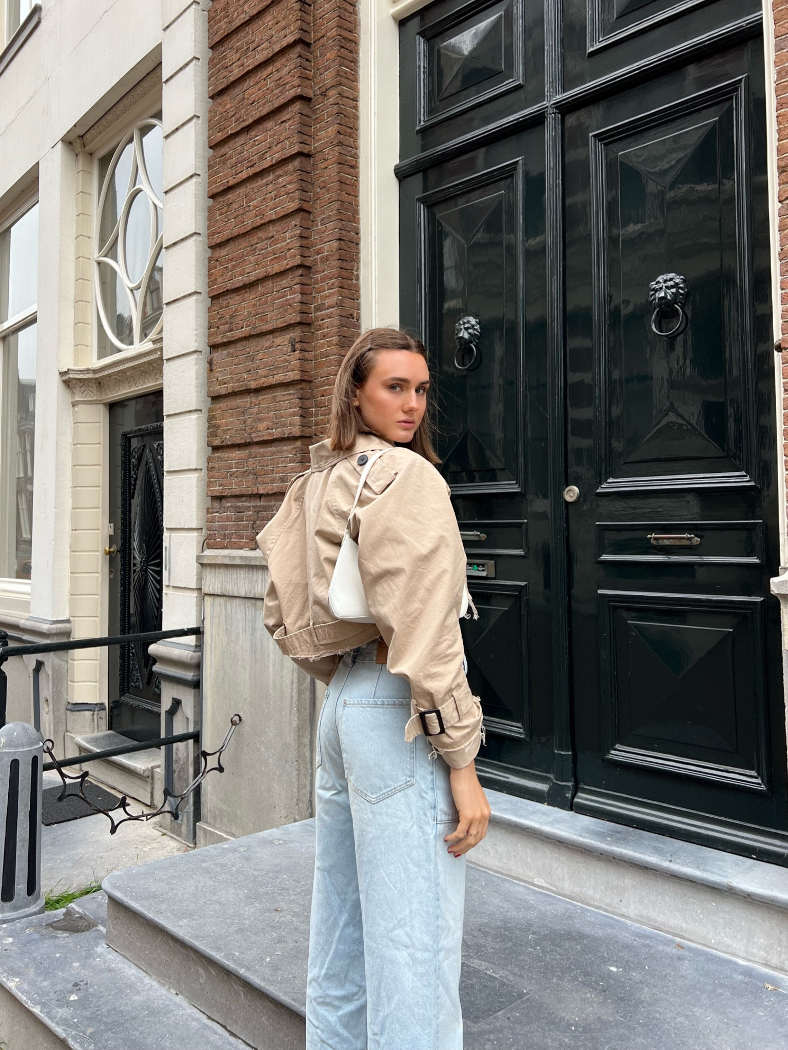 fit for a city day🤍



#LTKstyletip