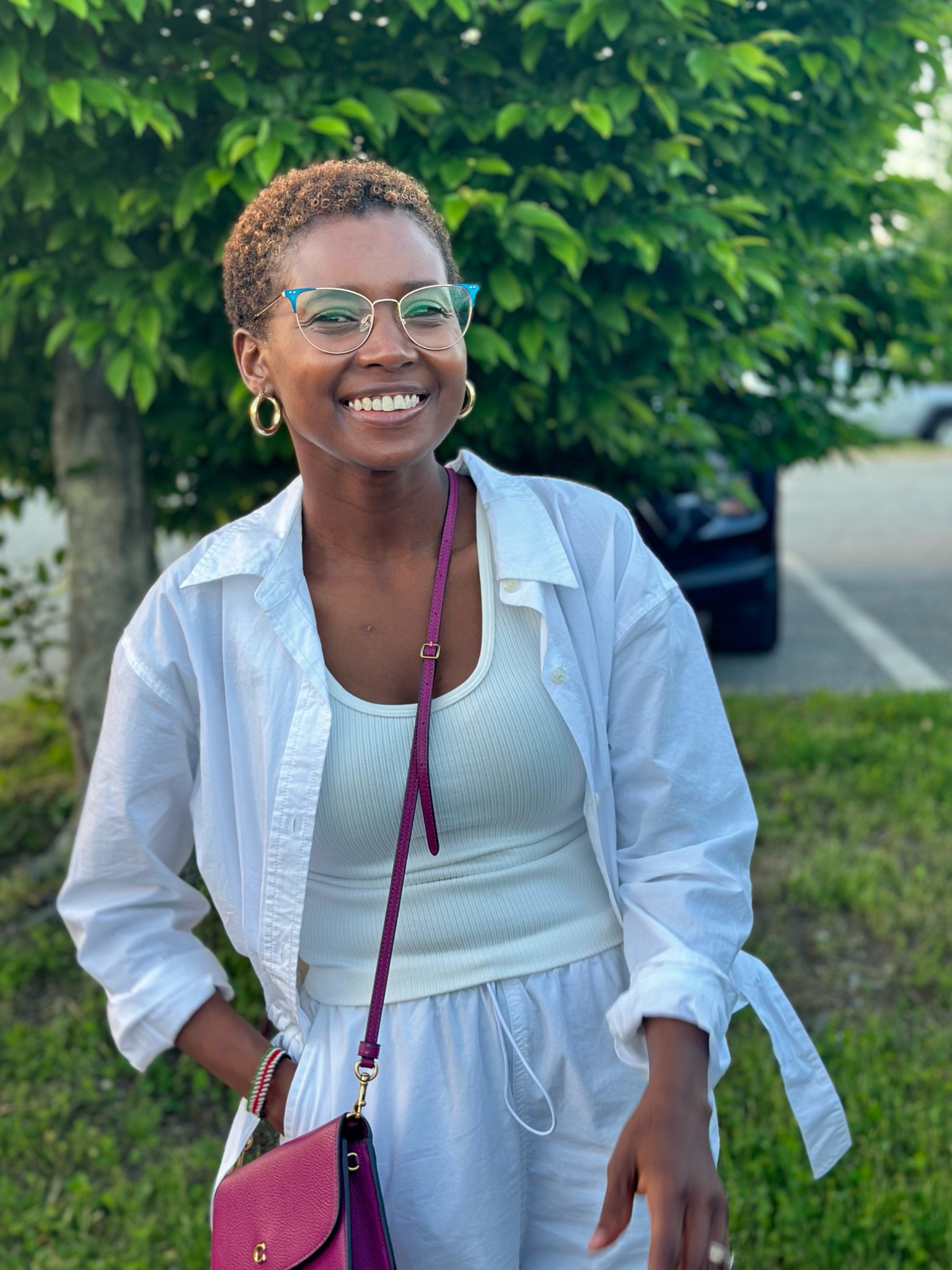 Comfortable outfit! 
#outfitoftheday #allwhitegraduationparty #targetfinds


#coachcrossbodybag #warbyparkereyewear